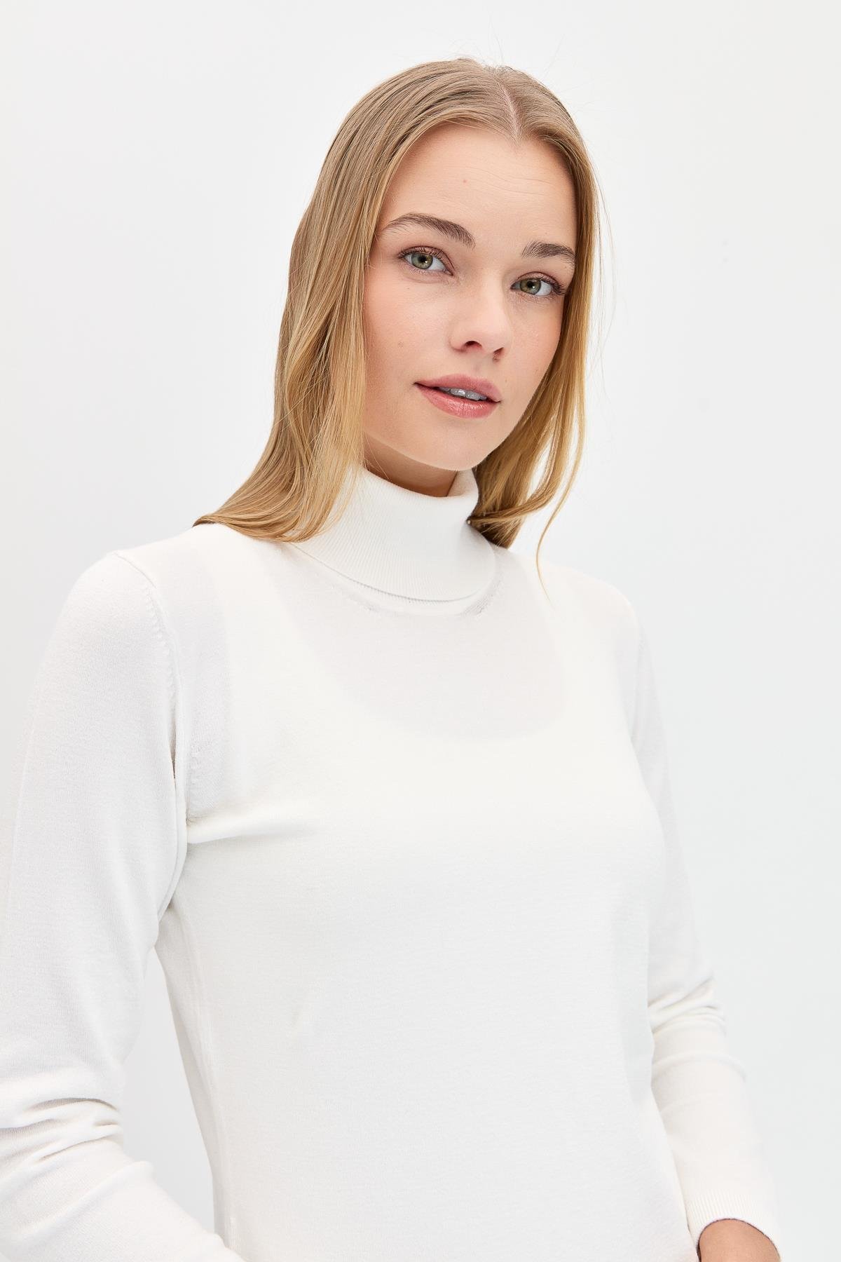 20017Kadın Likralı Uzun Kollu Basic Tam Balıkçı Bluz Kemik