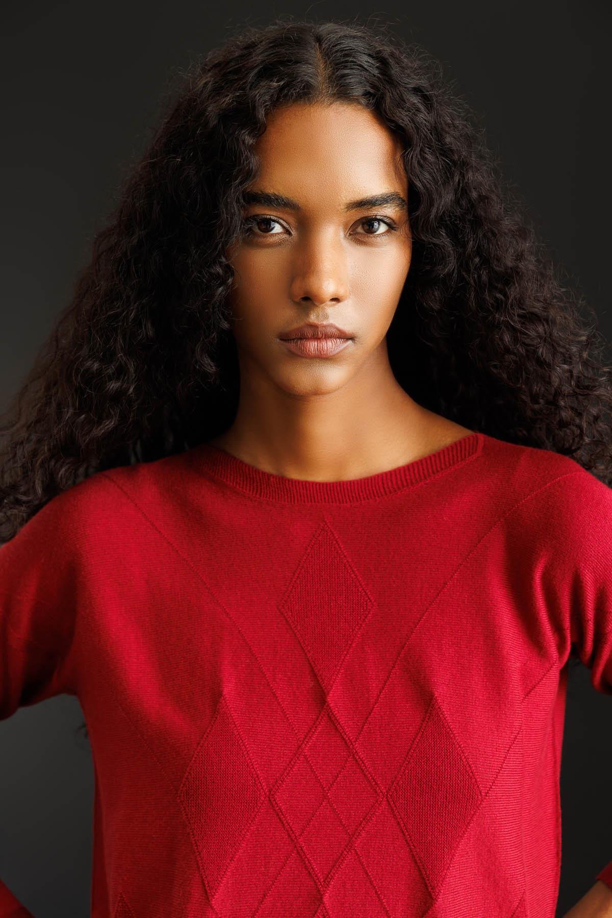 25254Kadın Önü Baklavalı Yan Örgü Kazak V.Çürüğü