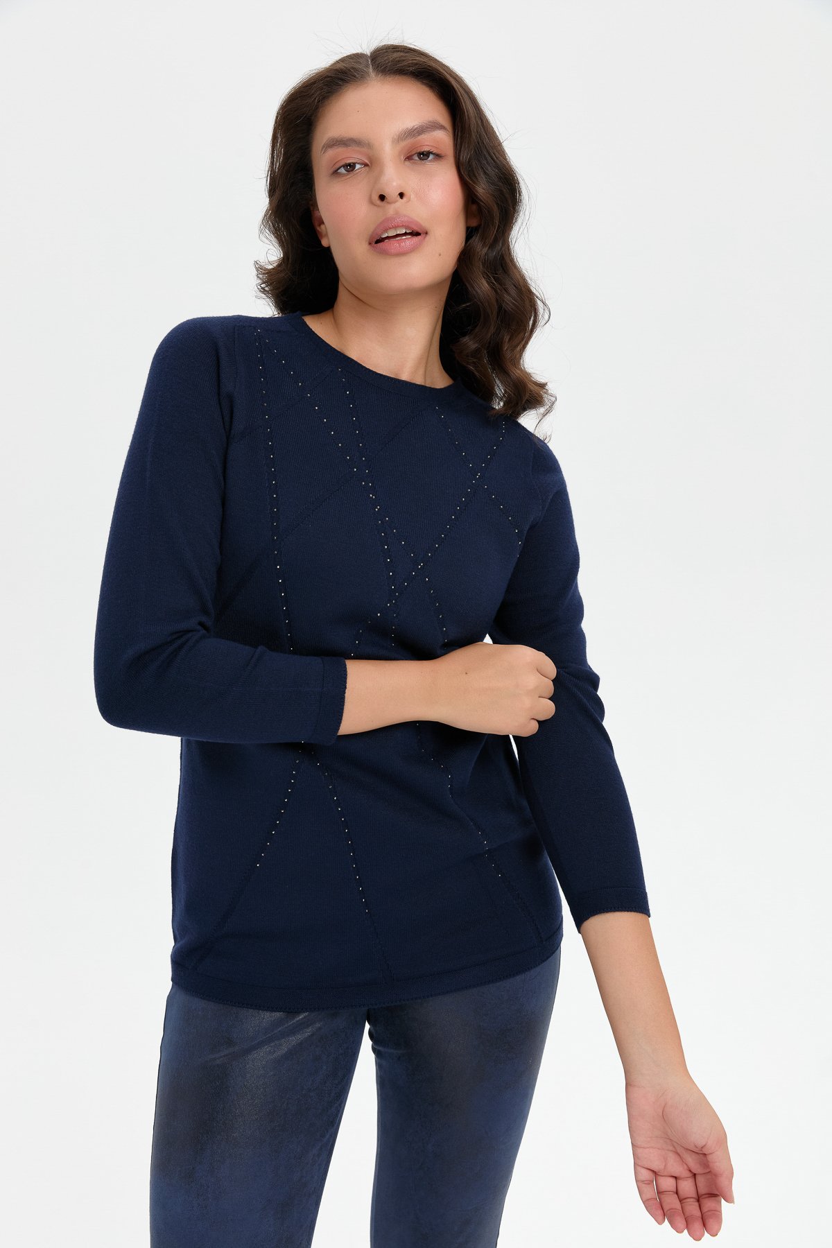 24190Kadın Önü Çapraz Desenli Taşlı Dikişsiz Kazak K.Lacivert