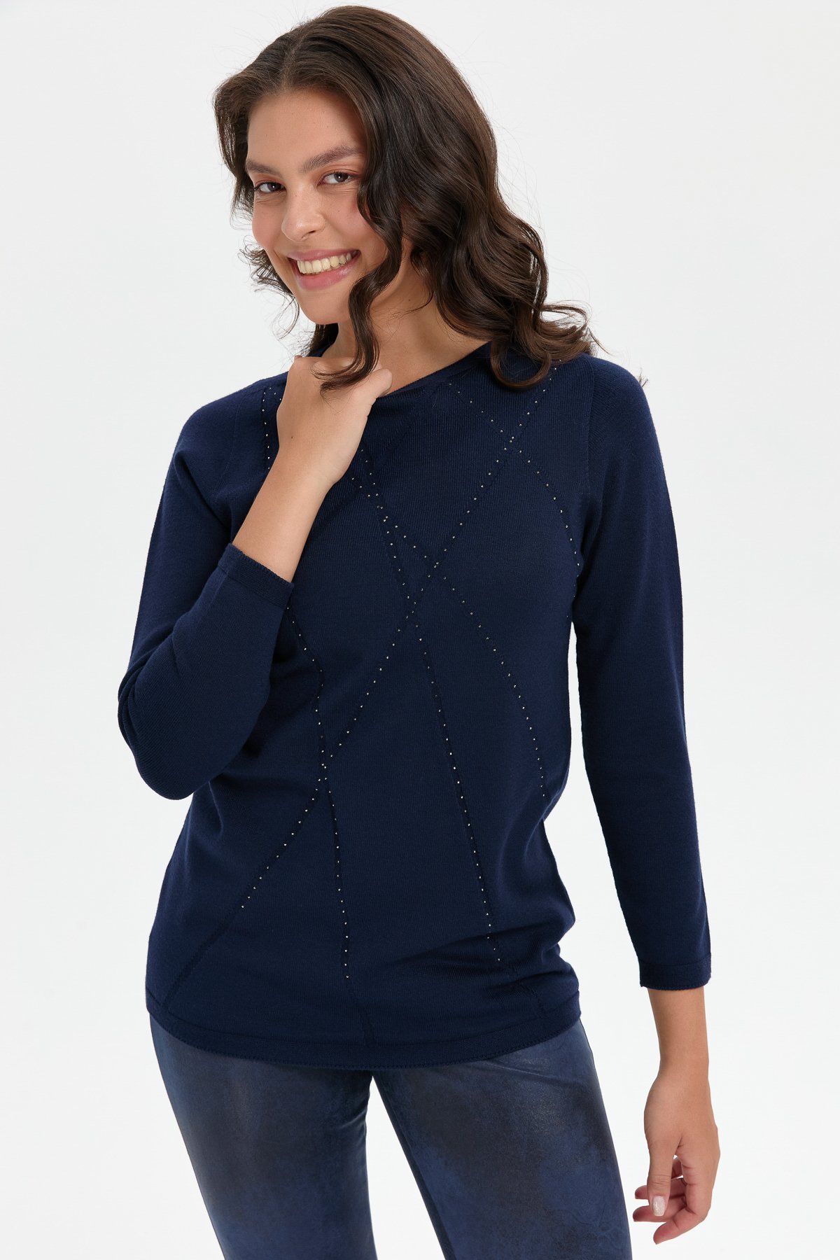 24190Kadın Önü Çapraz Desenli Taşlı Dikişsiz Kazak K.Lacivert