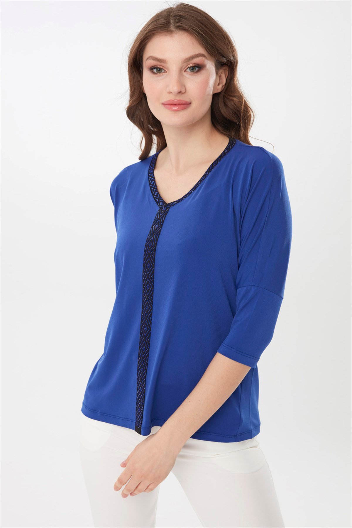 21721Kadın Önü Taş İşlemeli Truvakar Kol Bluz Saks Mavi