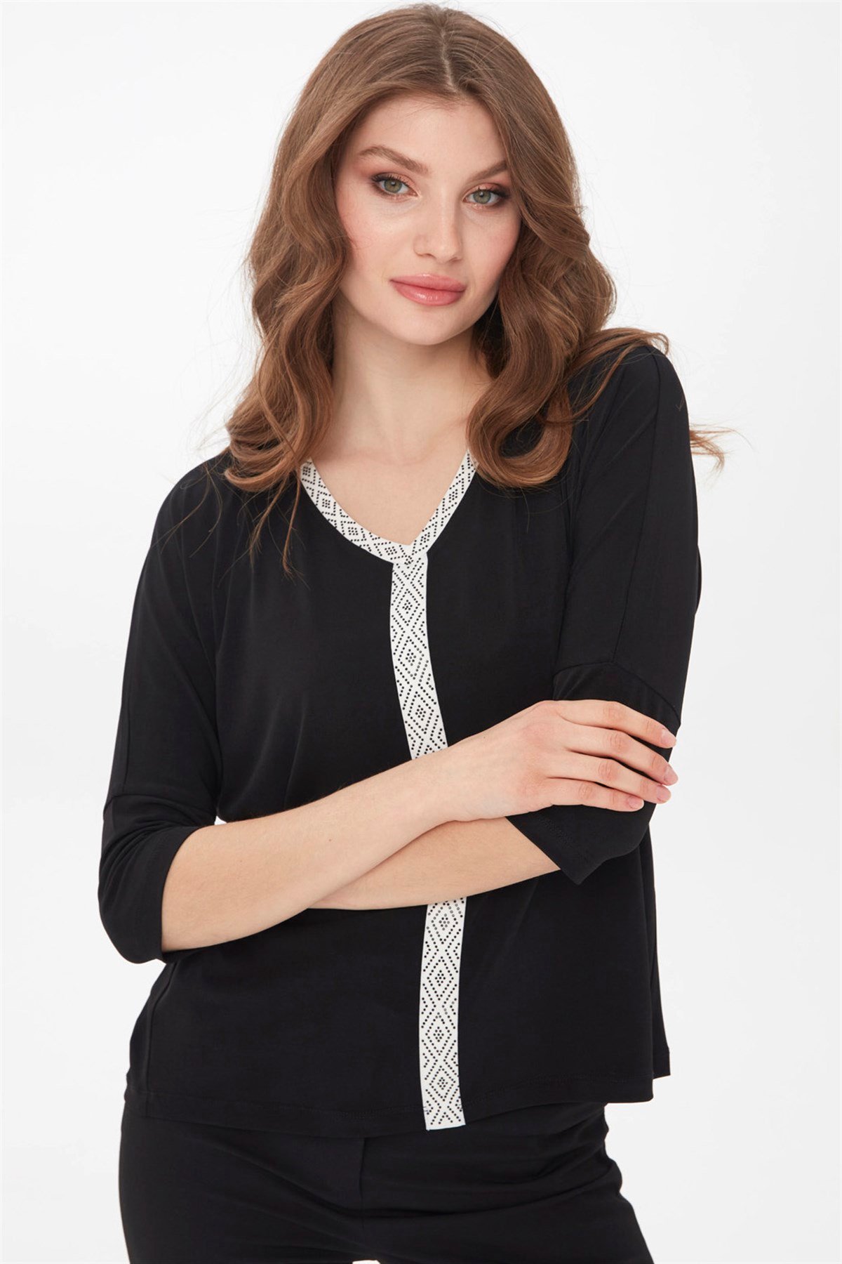 21721Kadın Önü Taş İşlemeli Truvakar Kol Bluz Siyah