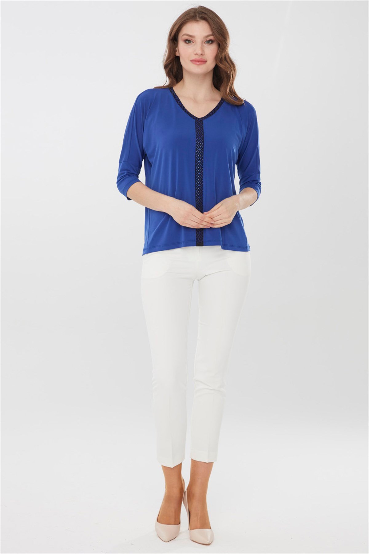 21721Kadın Önü Taş İşlemeli Truvakar Kol Bluz Saks Mavi