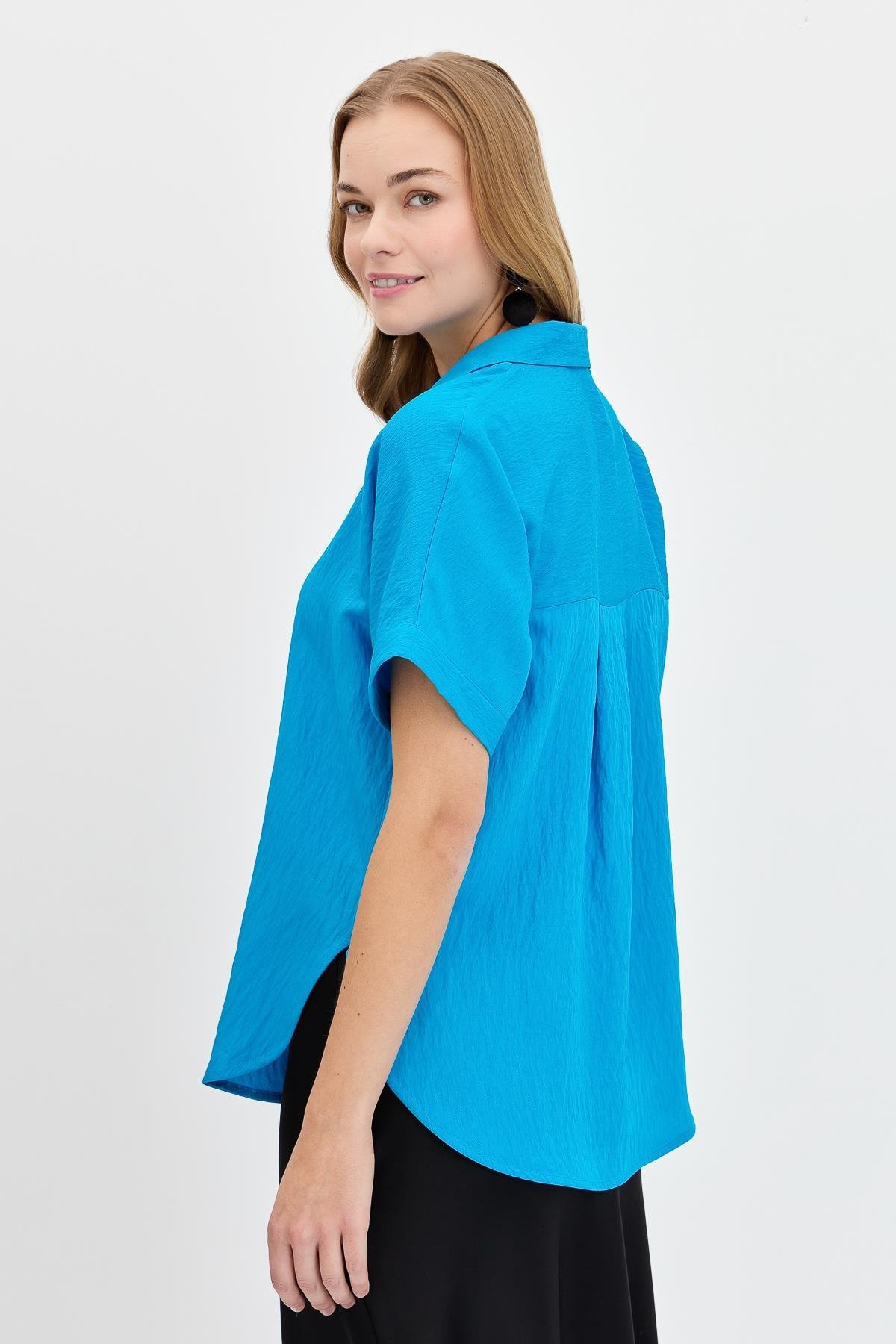 23459Kadın Önü Tokalı Bluz Mavi