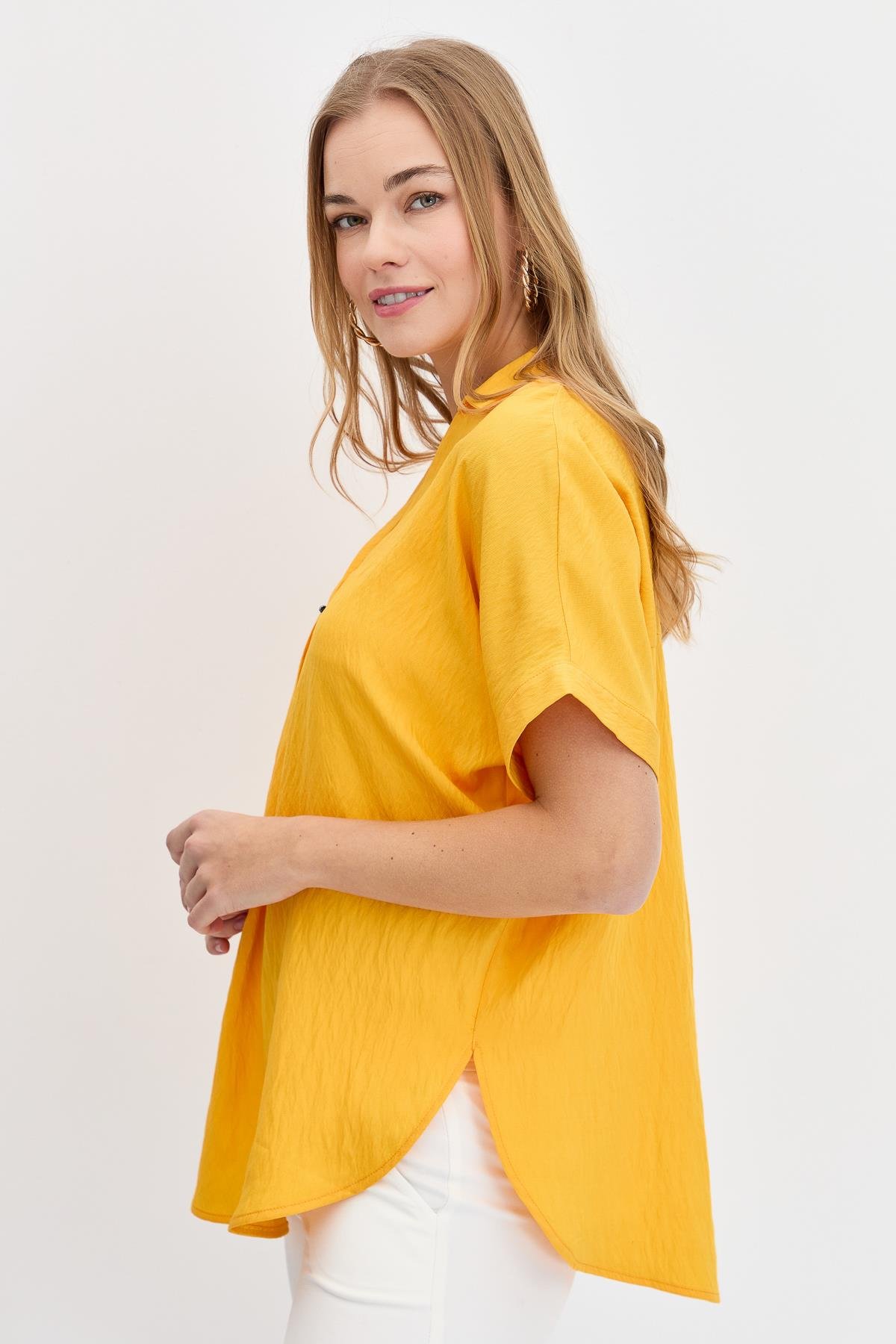 23459Kadın Önü Tokalı Bluz Sarı