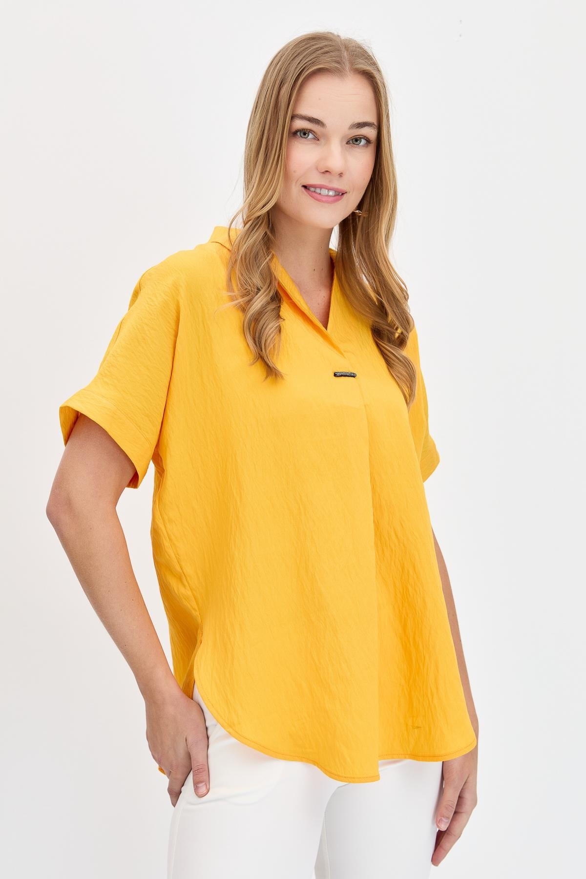 23459Kadın Önü Tokalı Bluz Sarı