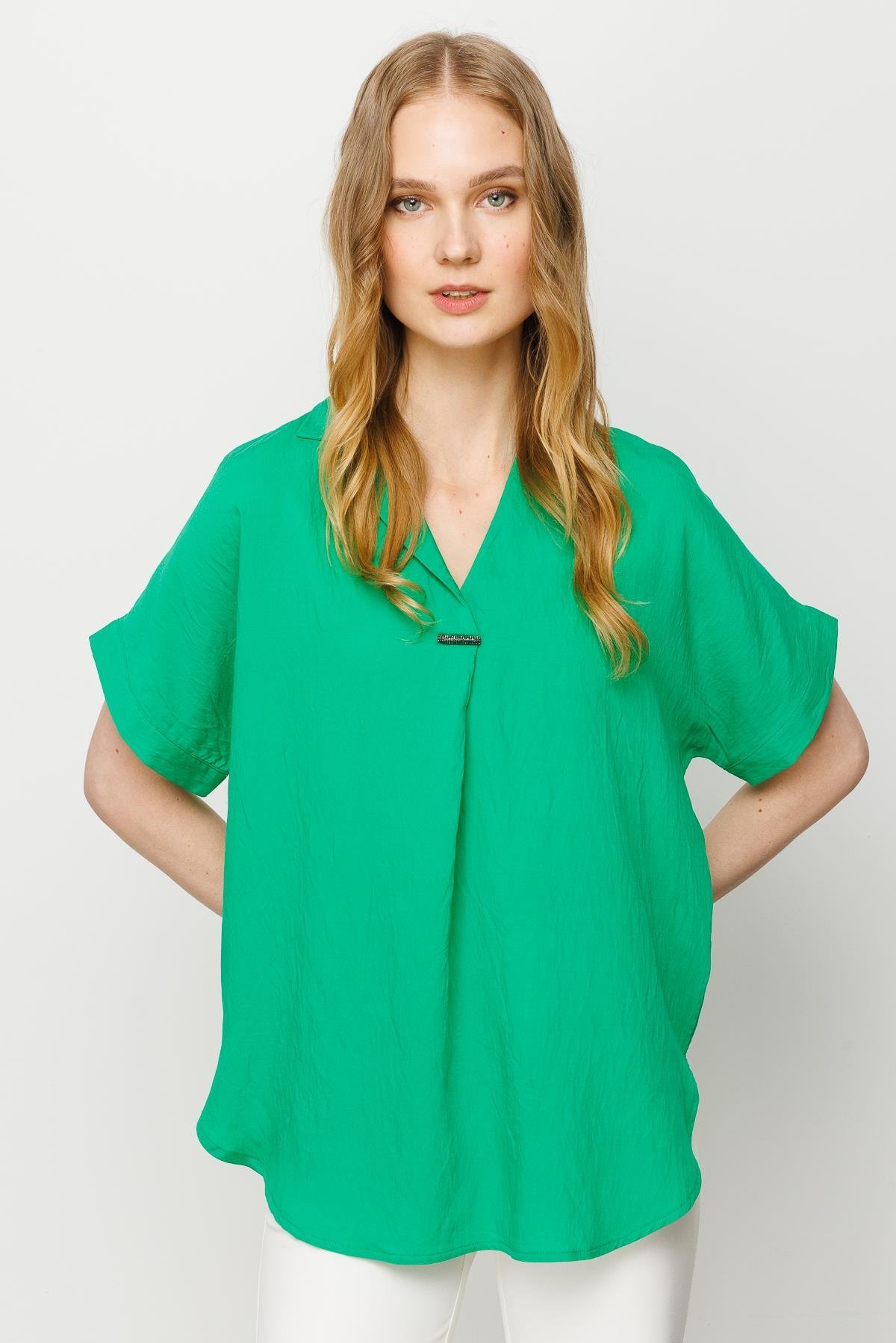 23459Kadın Gömlek Yaka Tokalı Penye T-shirt Yeşil