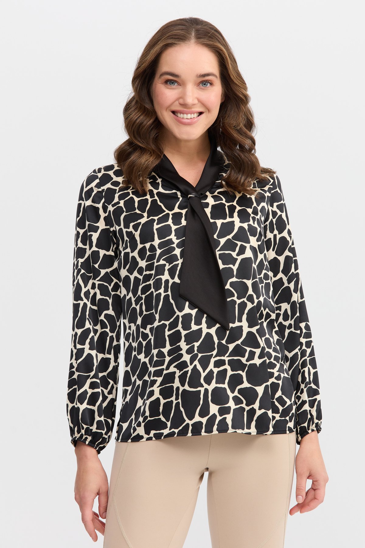 22809Kadın Örümcek Ağı Desenli Kravatlı Gömlek Siyah