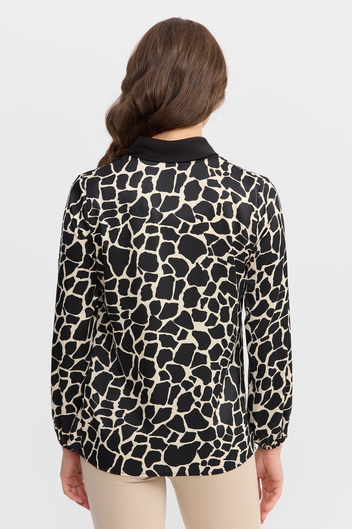 22809Kadın Örümcek Ağı Desenli Kravatlı Gömlek Siyah