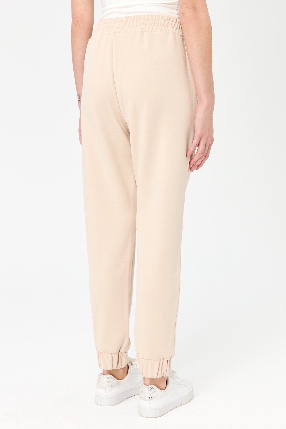 KMK23007Kadın Paça Arkası Lastikli Cepli Eşofman Pantolon Bej