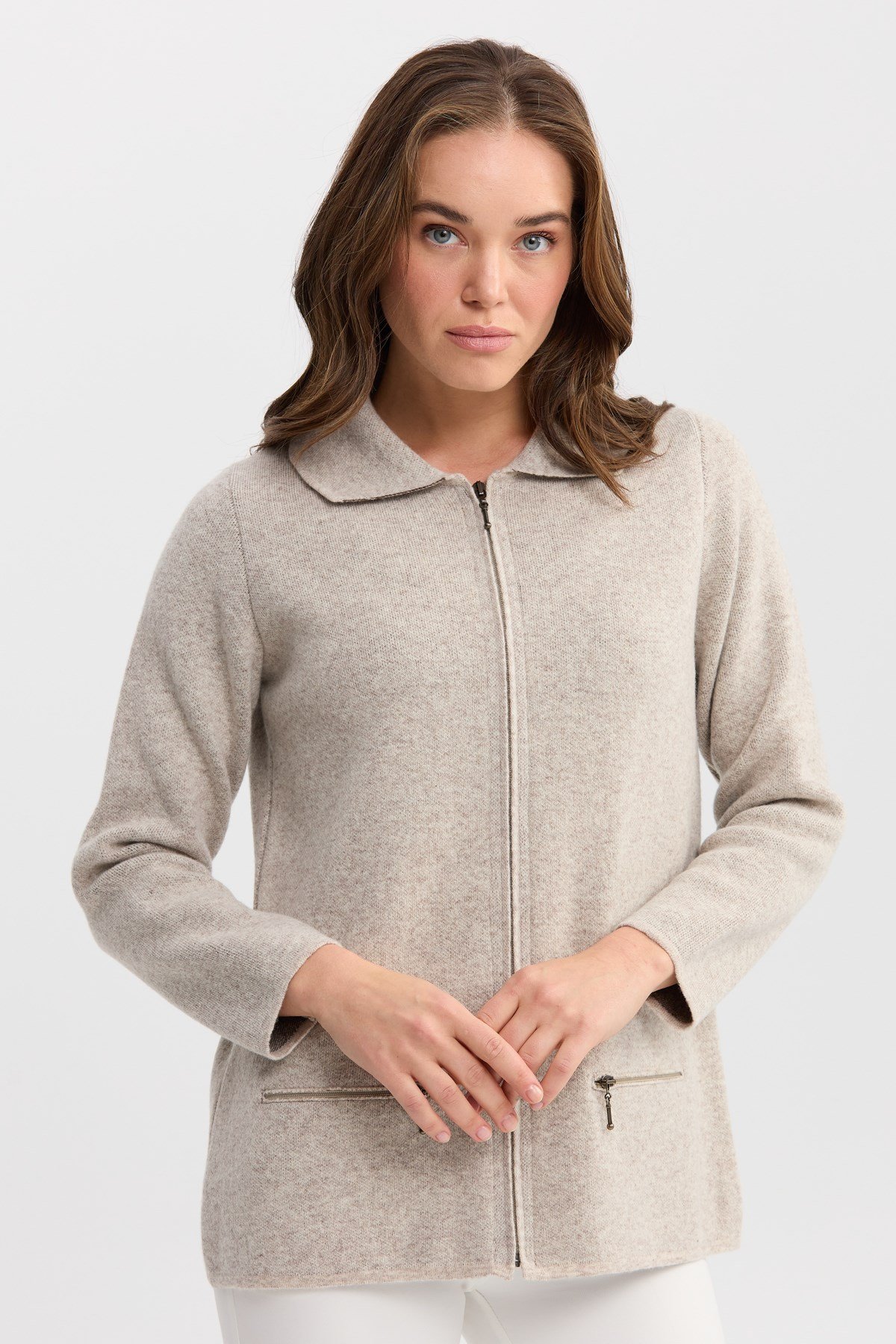 22128Kadın Polo Yaka Cebi Fermuarlı Yün Hırka V.Bej