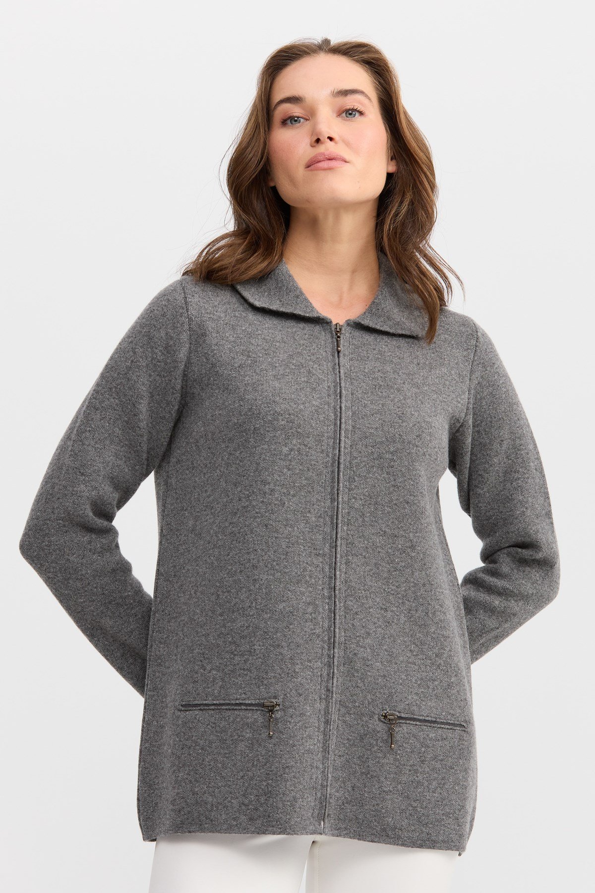 22128Kadın Polo Yaka Cebi Fermuarlı Yün Hırka Füme