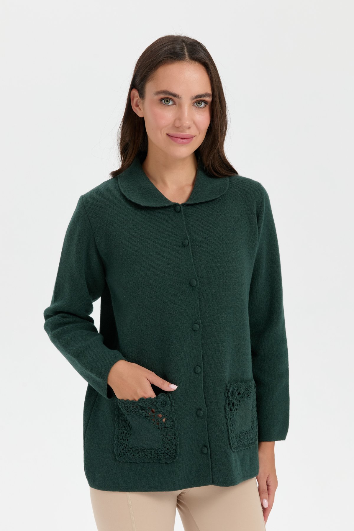 24015Kadın Polo Yaka Cebi Gül İşlemeli Kısa Yün Hırka Yeşil