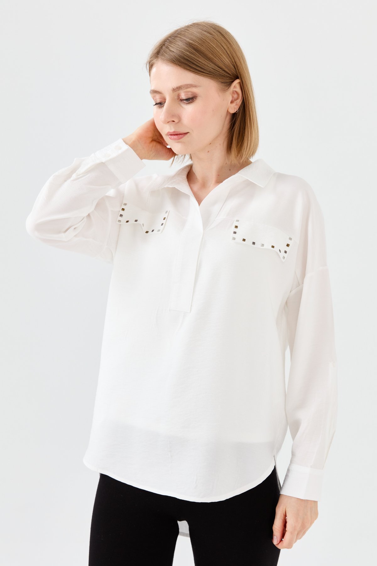 23485Kadın Polo Yaka Cepli Bluz Ekru