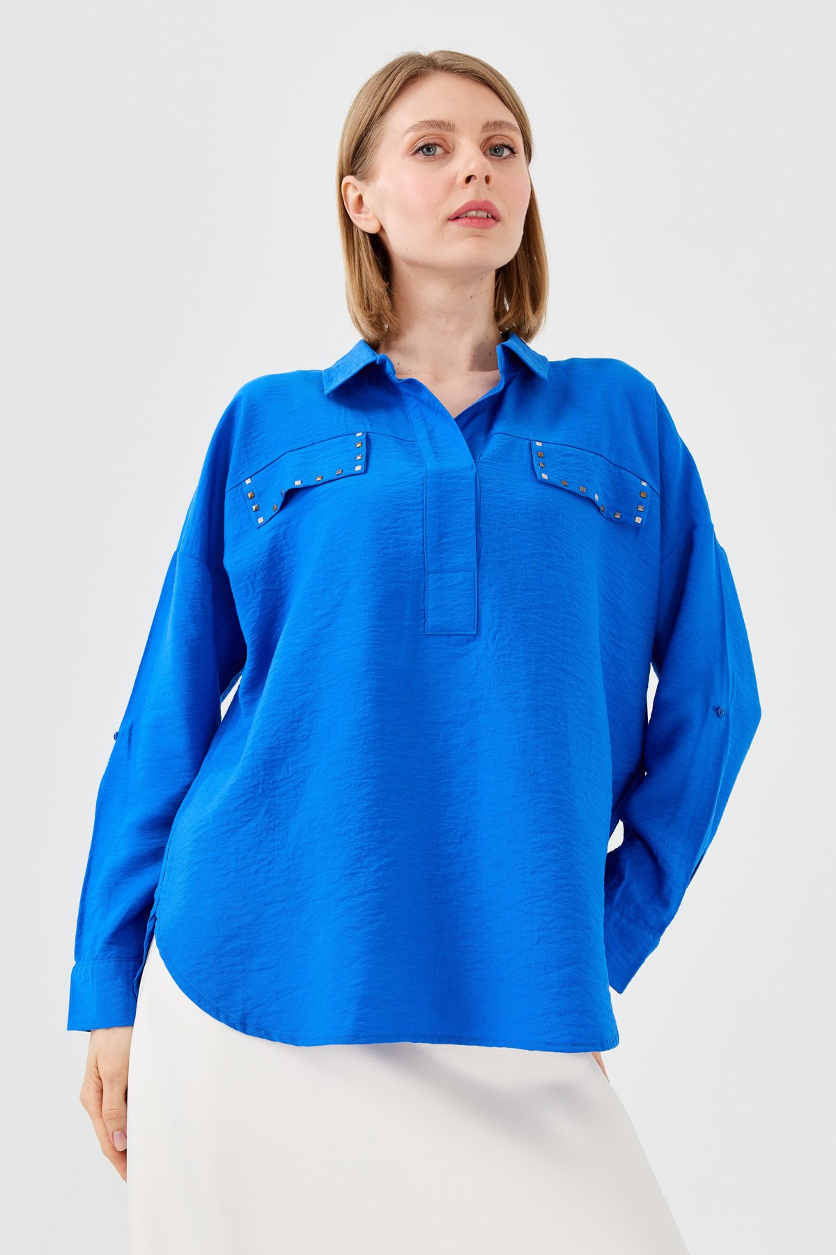 23485Kadın Polo Yaka Cepli Bluz Saks