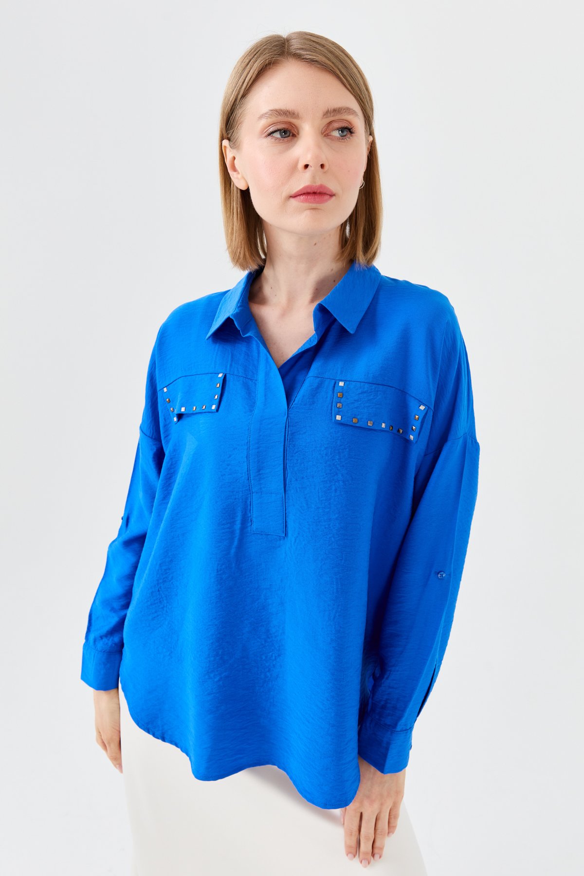 23485Kadın Polo Yaka Cepli Bluz Saks