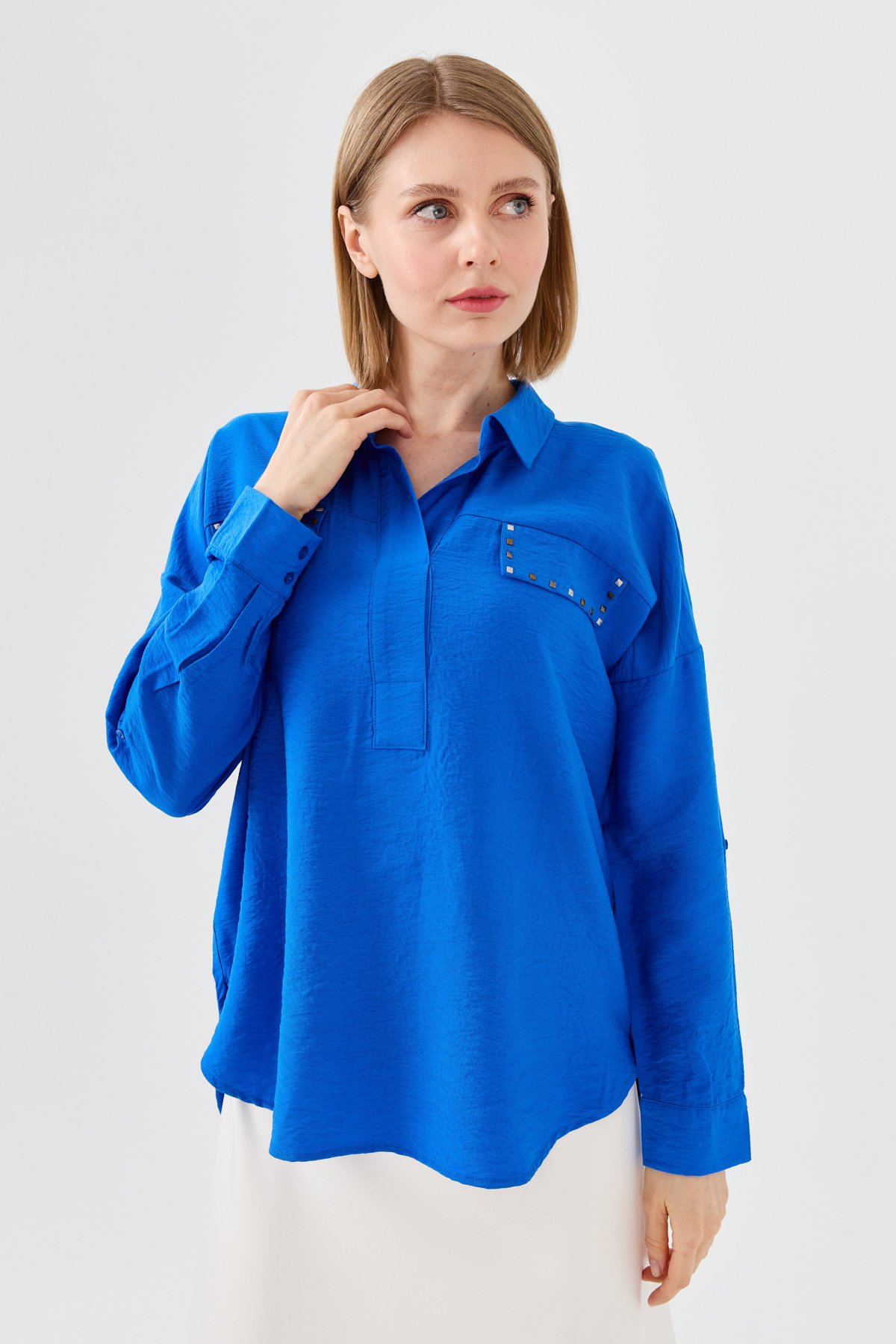 23485Kadın Polo Yaka Cepli Bluz Saks