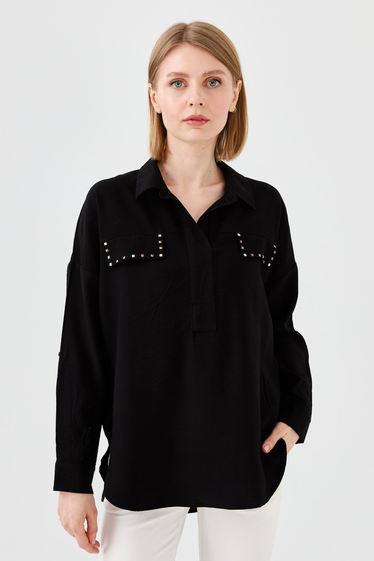 23485Kadın Polo Yaka Cepli Bluz Siyah