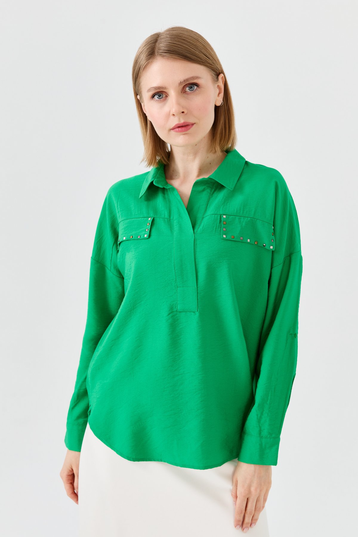 23485Kadın Polo Yaka Cepli Bluz Yeşil