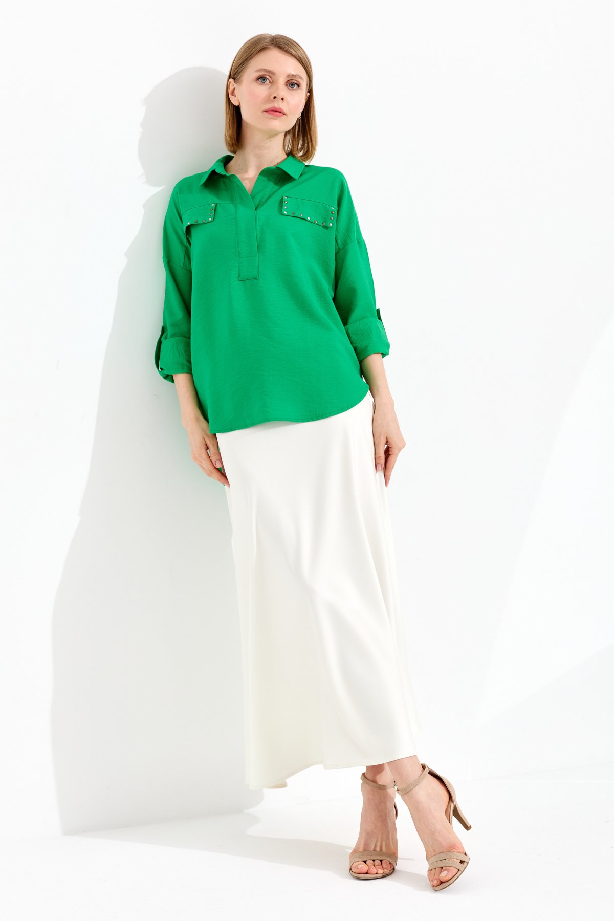 23485Kadın Polo Yaka Cepli Bluz Yeşil