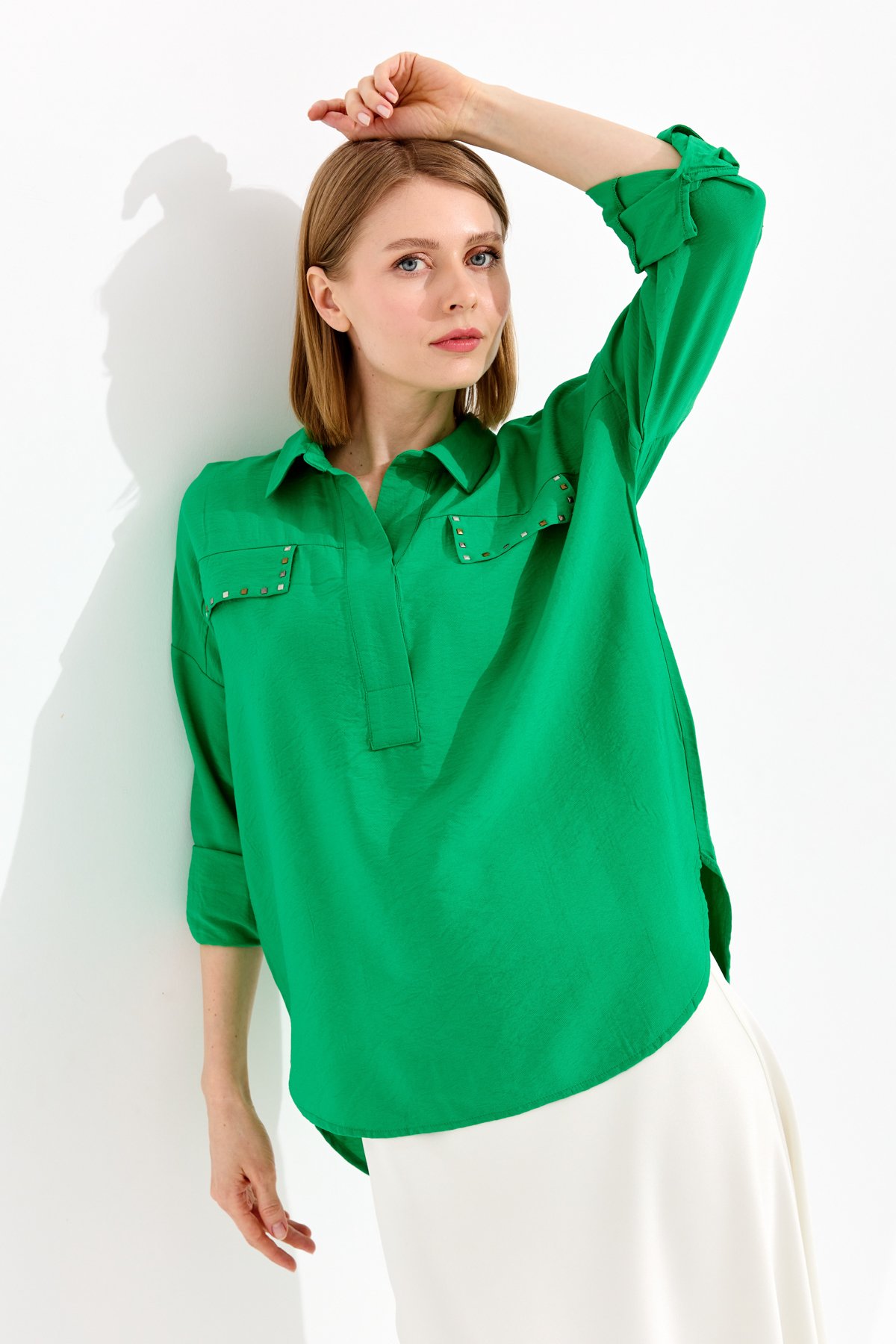 23485Kadın Polo Yaka Cepli Bluz Yeşil