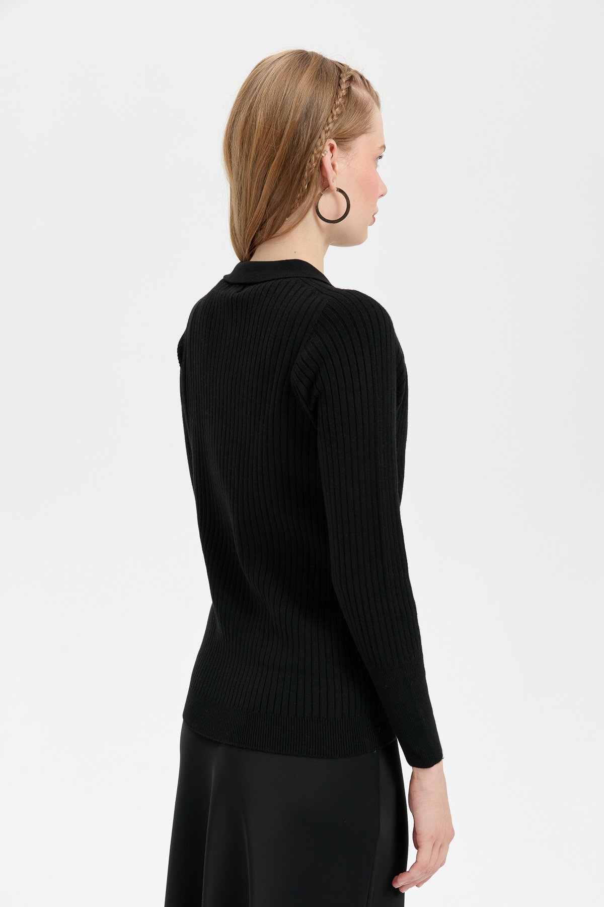 24182Kadın Polo Yaka Dikişsiz Kazak Siyah