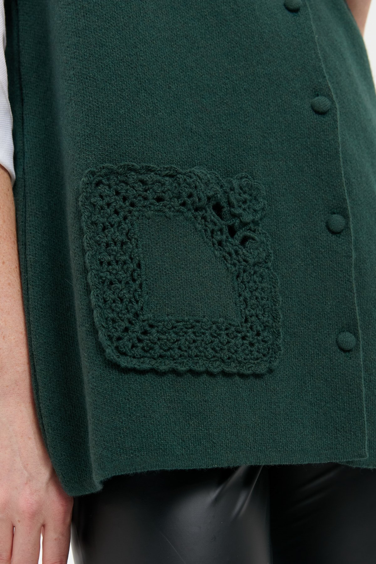 24014Kadın Polo Yaka Düğmeli Kısa Yün Yelek Yeşil