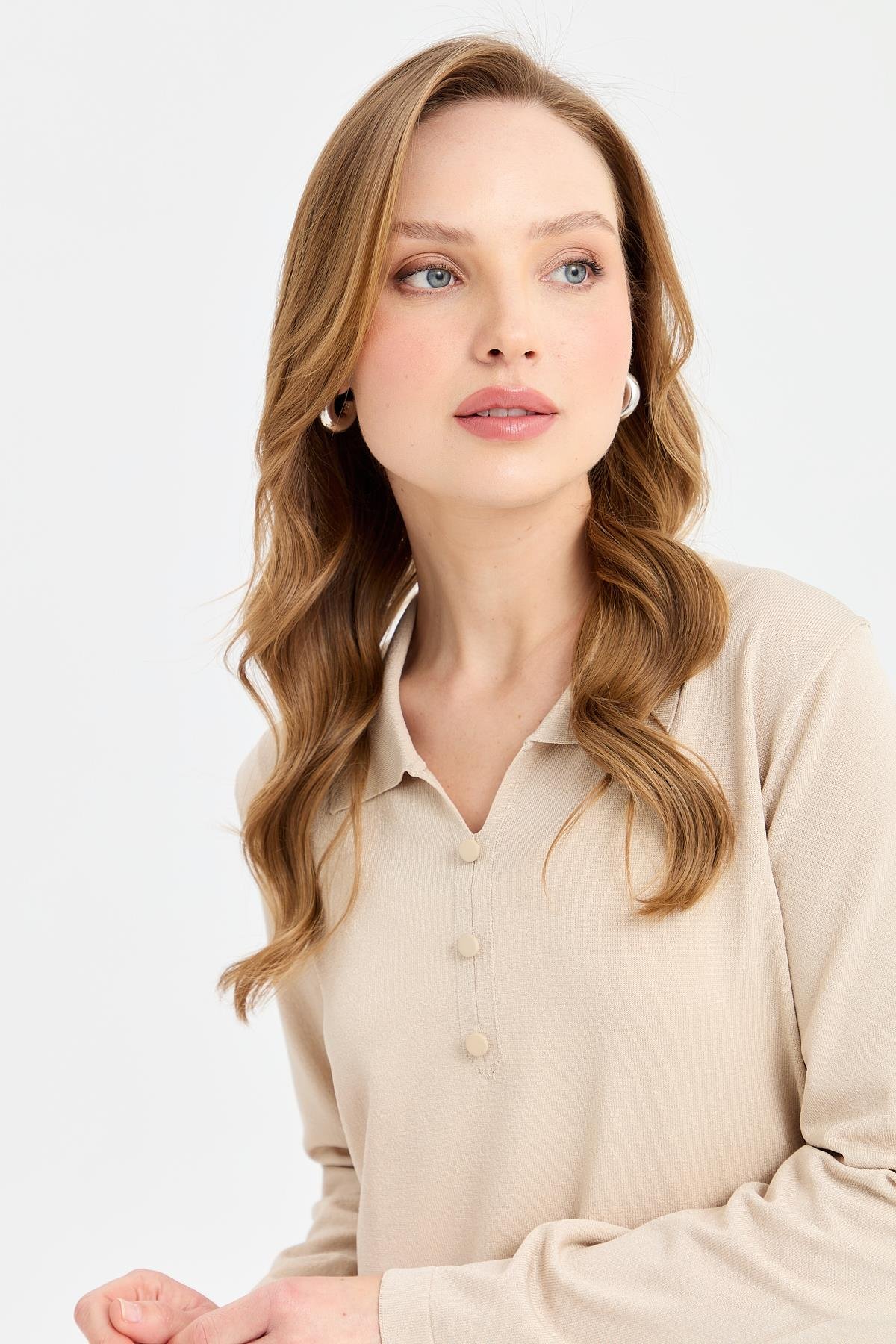 24355Kadın Polo Yaka İnce Triko Bluz Bej