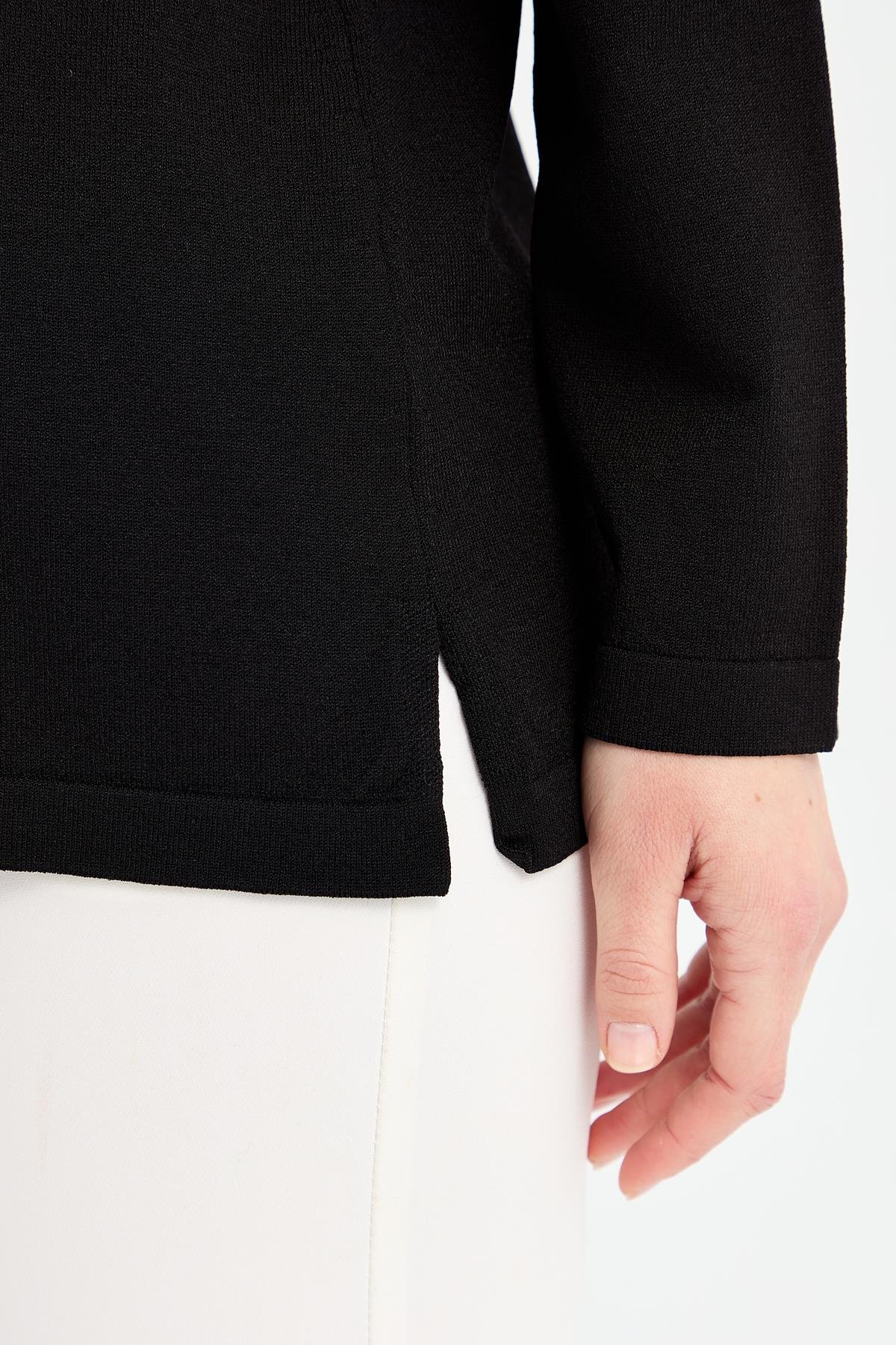 24355Kadın Polo Yaka İnce Triko Bluz Siyah