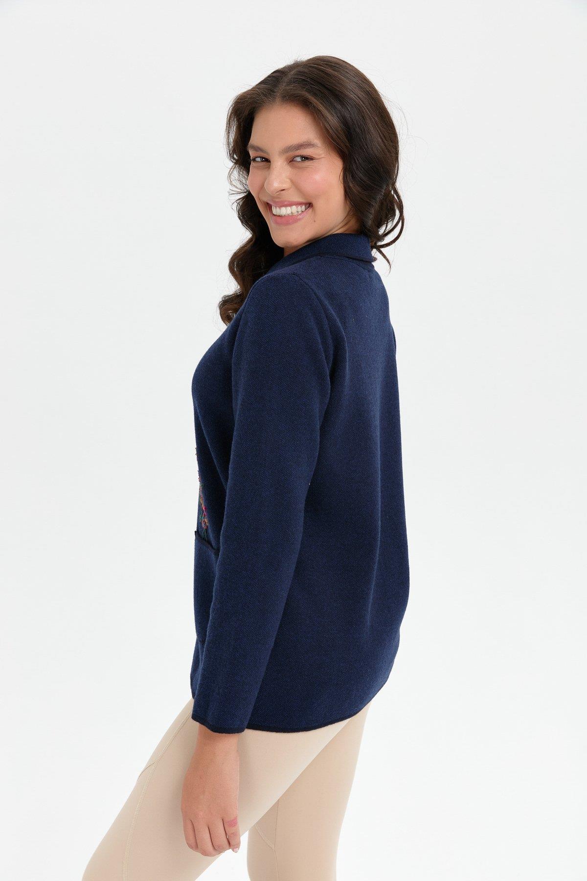 24005Kadın Polo Yaka İşlemeli Kısa Yün Hırka K.Lacivert