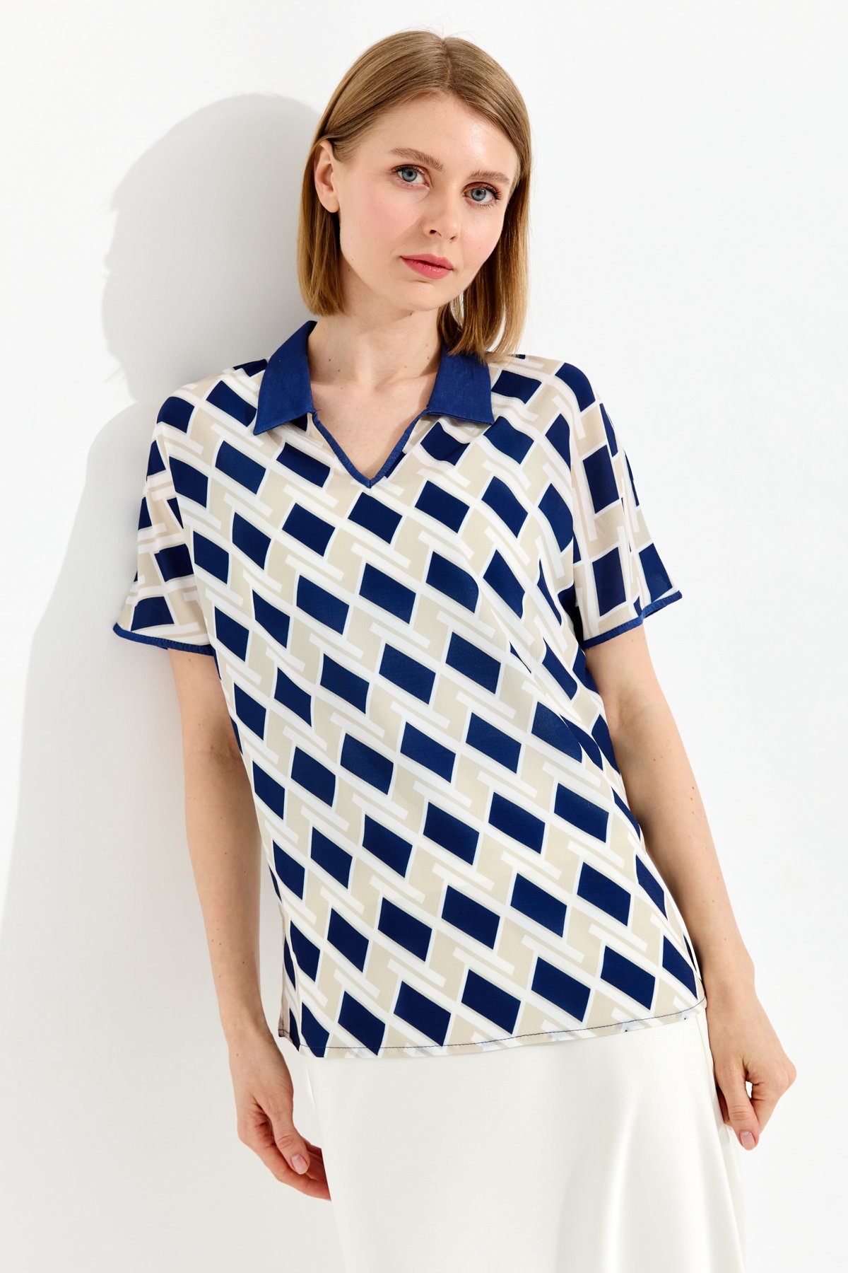 23458Kadın Polo Yaka Kare Desenli Penye T-shirt Lacivert