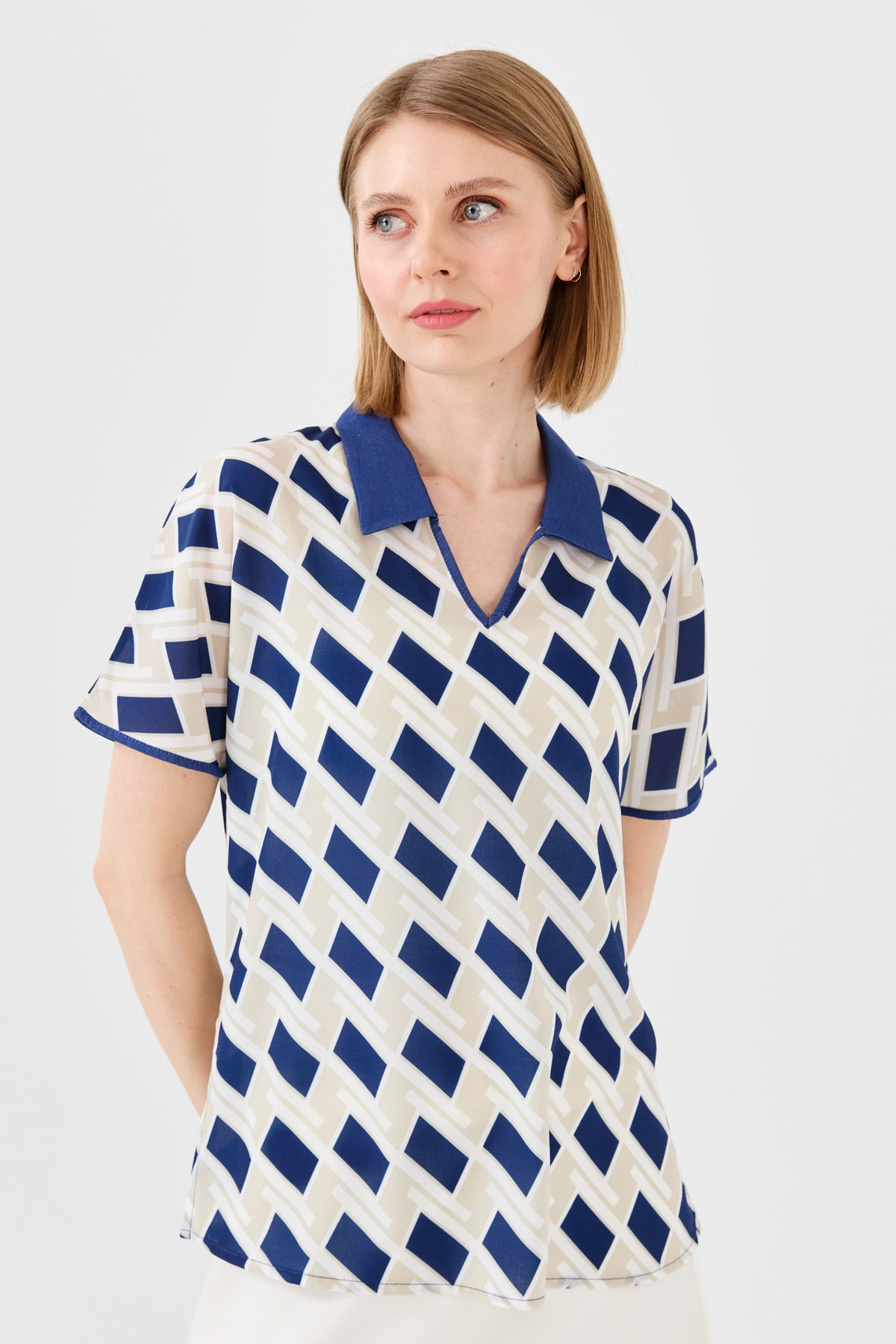 23458Kadın Polo Yaka Kare Desenli Penye T-shirt Lacivert