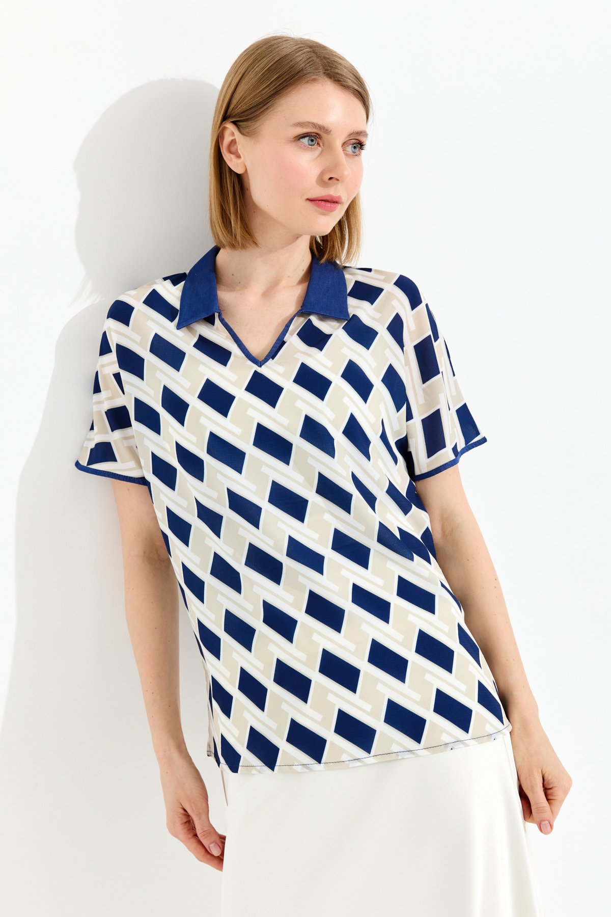 23458Kadın Polo Yaka Kare Desenli Penye T-shirt Lacivert