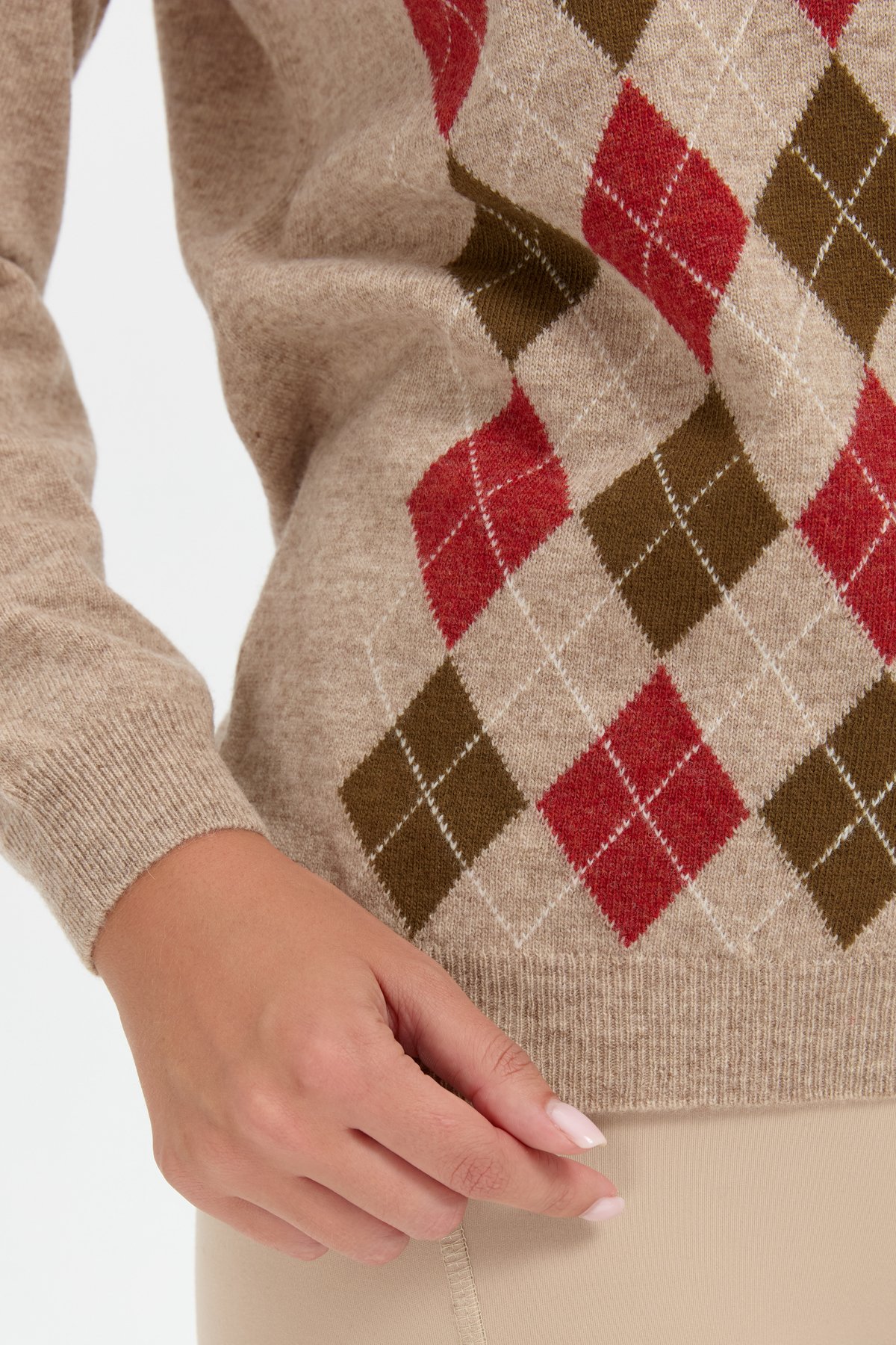 24037Kadın Polo Yaka Önü Baklavalı Yün Kazak K.Bej