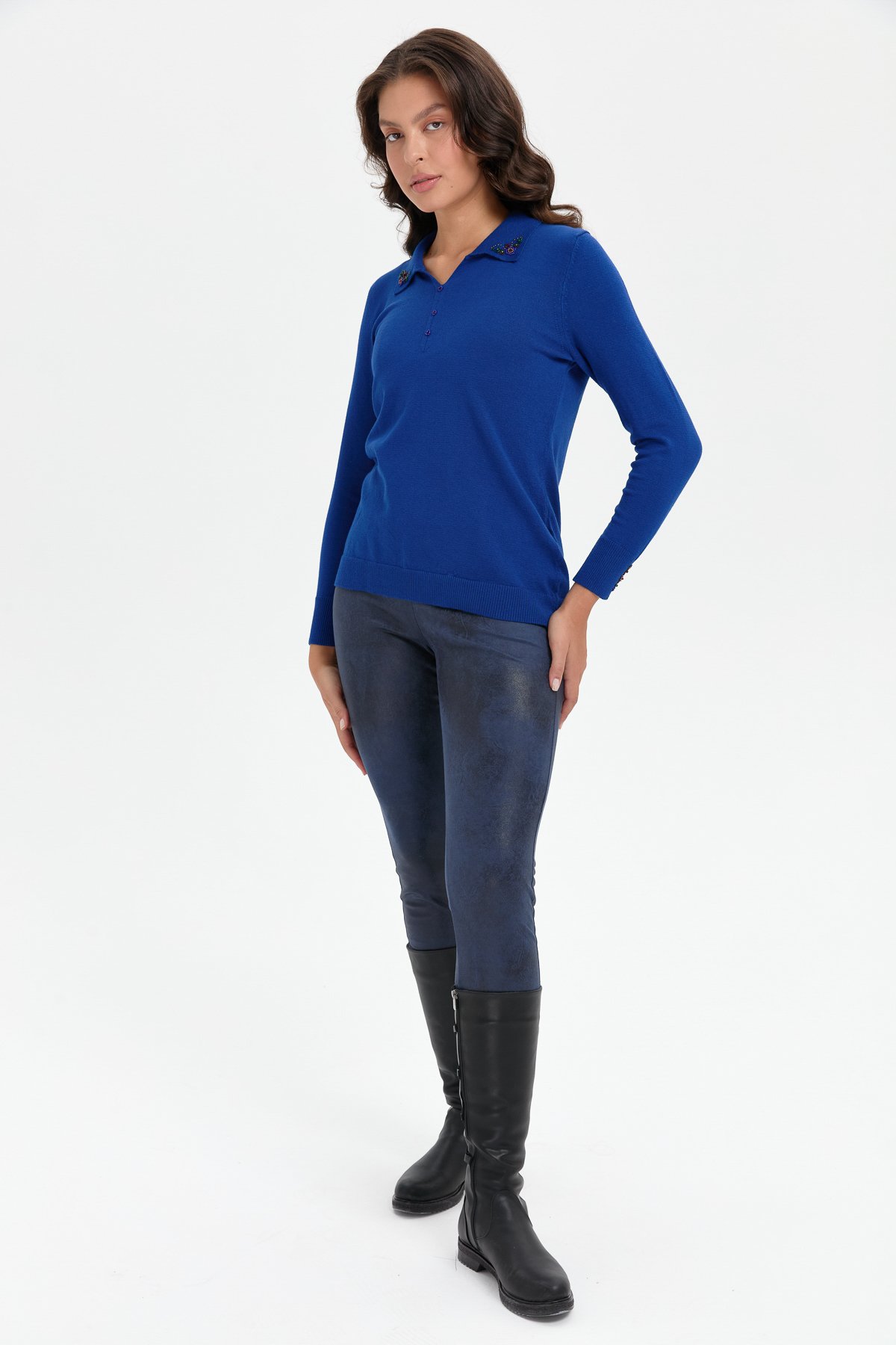 24092Kadın Polo Yaka Yakası İşlemeli Kazak K.Saks