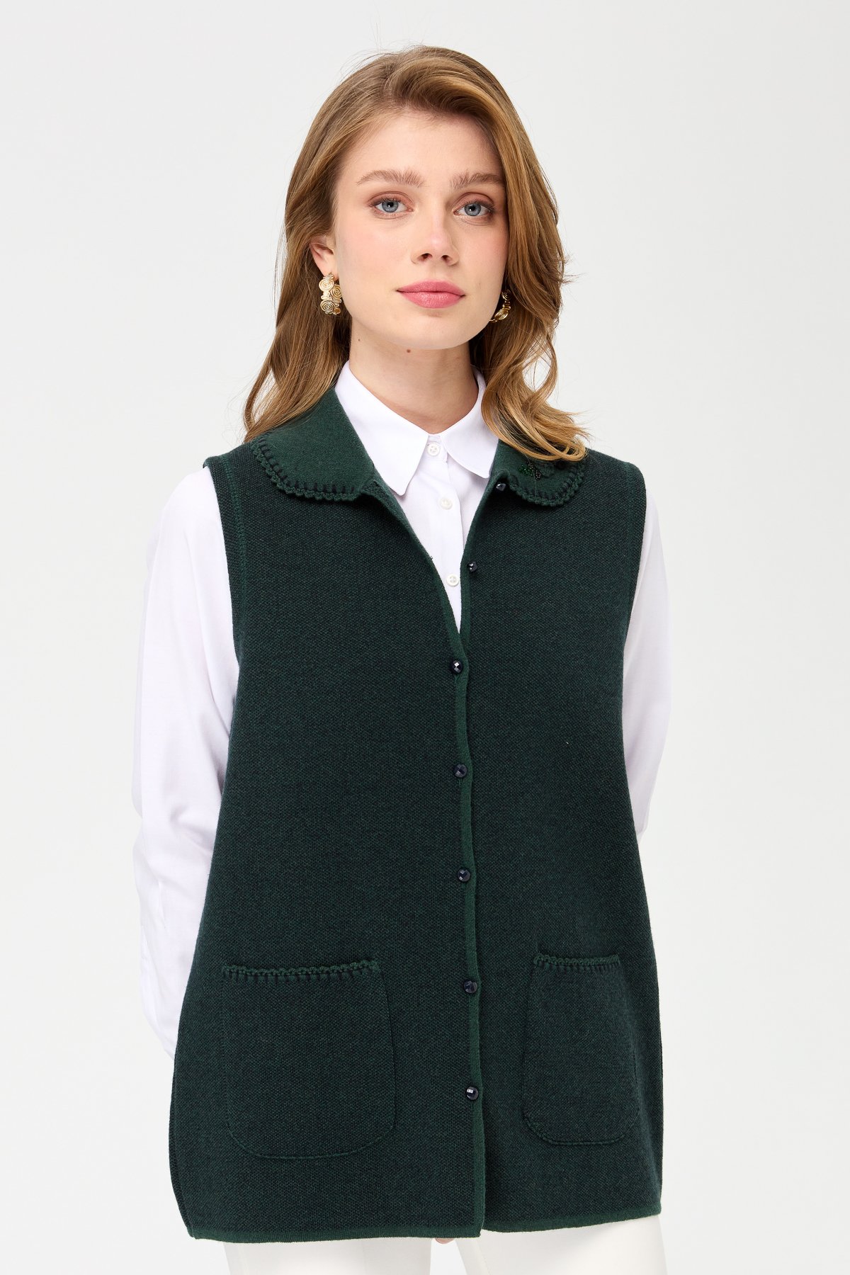 22228Kadın Polo Yaka Yakası ve Cebi Tığlamalı Yün Yelek Yeşil