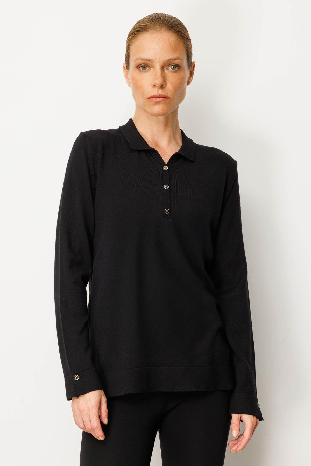 25391Kadın Polo Yaka Yakası ve Kolu Düğmeli Bluz Siyah