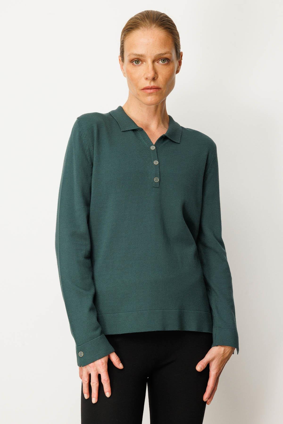 25391Kadın Polo Yaka Yakası ve Kolu Düğmeli Bluz Yeşil