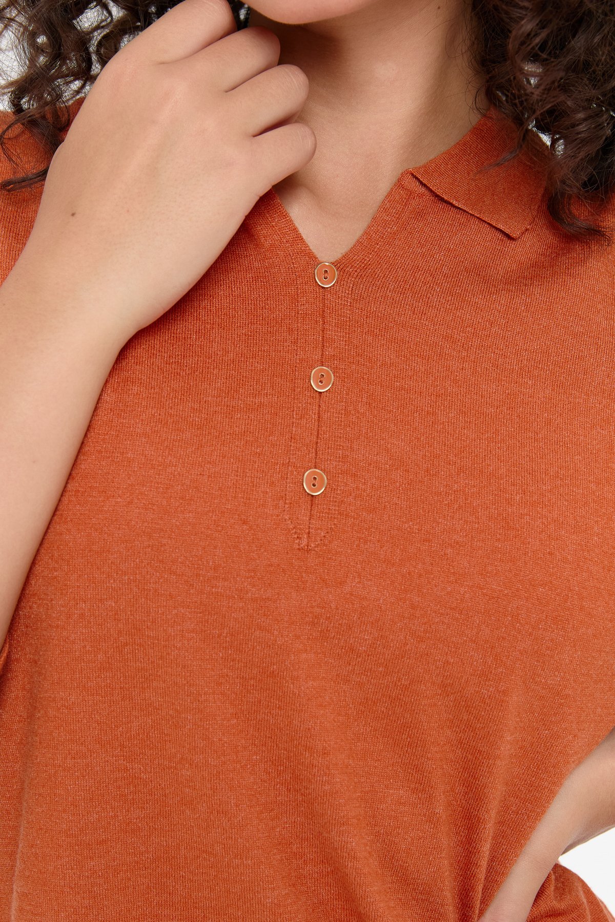 24356Kadın Polo Yaka Yanı Yırtmaçlı Kazak Portakal