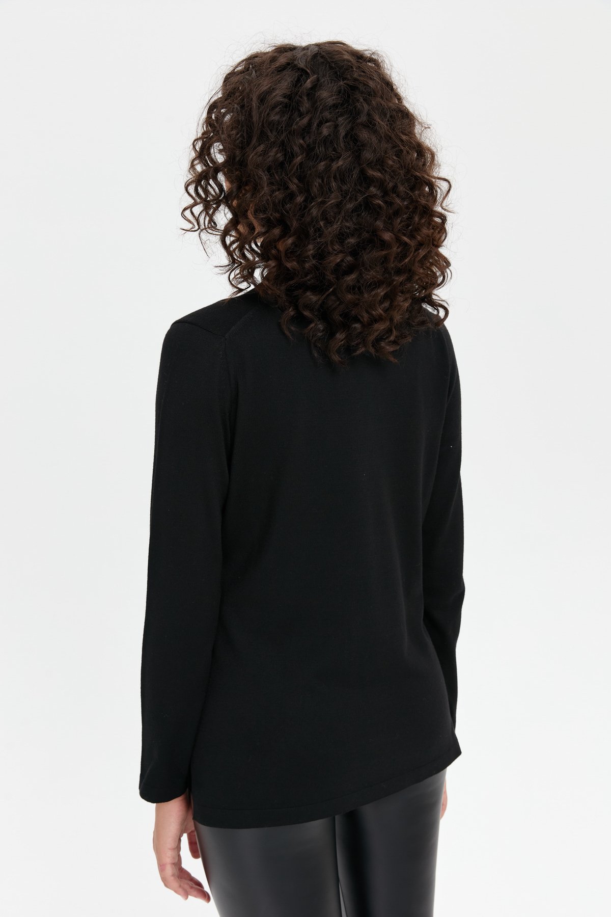 24356Kadın Polo Yaka Yanı Yırtmaçlı Kazak Siyah