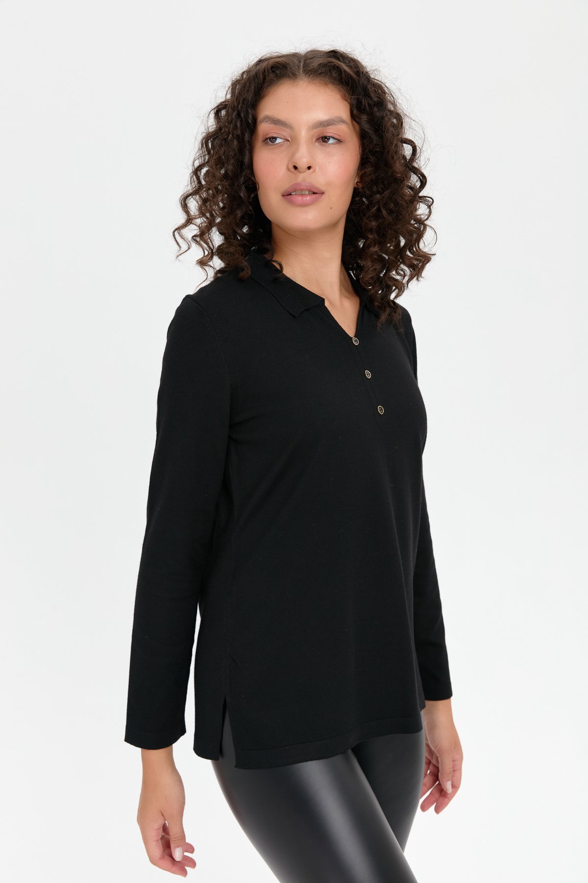 24356Kadın Polo Yaka Yanı Yırtmaçlı Kazak Siyah