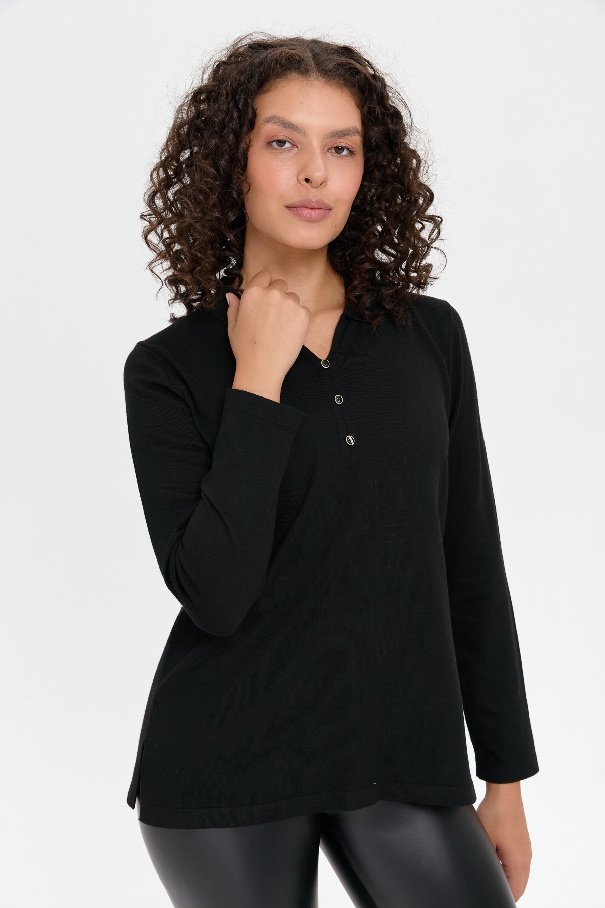 24356Kadın Polo Yaka Yanı Yırtmaçlı Kazak Siyah