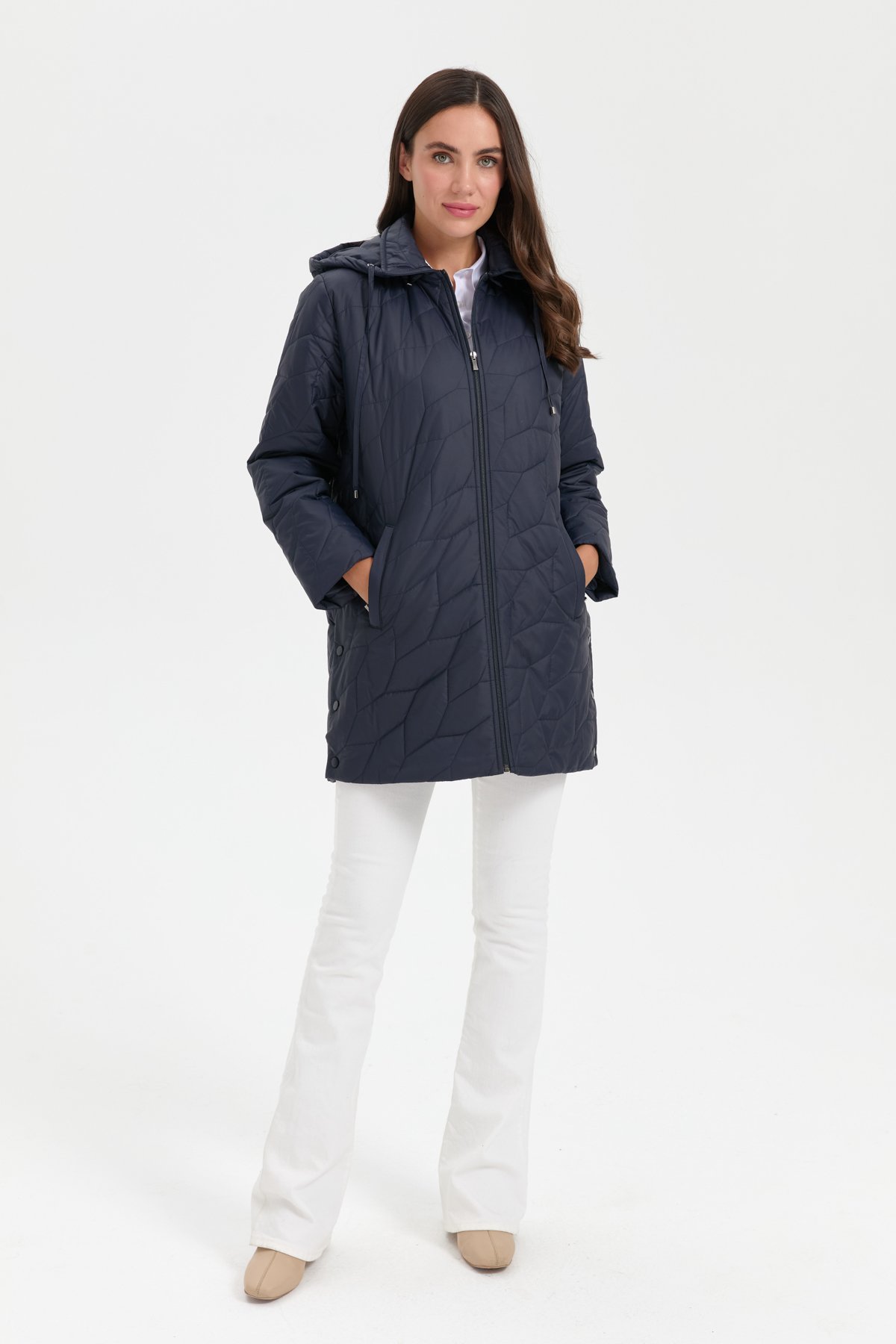 24419Kadın Polo Yaka Yanları Çıtçıtlı Yaprak Desenli Araboy Kapitone Kaban Lacivert