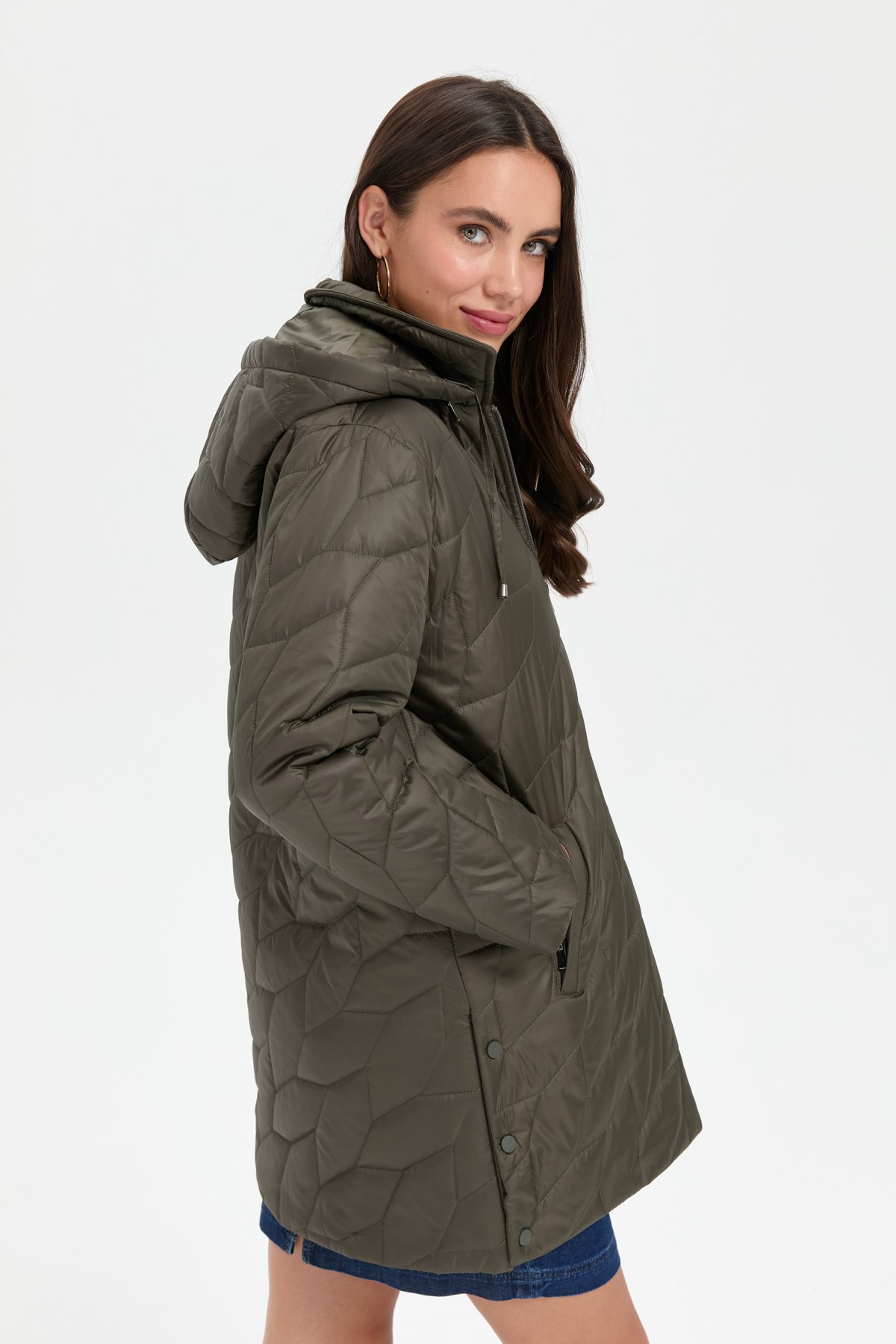 24419Kadın Polo Yaka Yanları Çıtçıtlı Yaprak Desenli Araboy Kapitone Kaban Yeşil