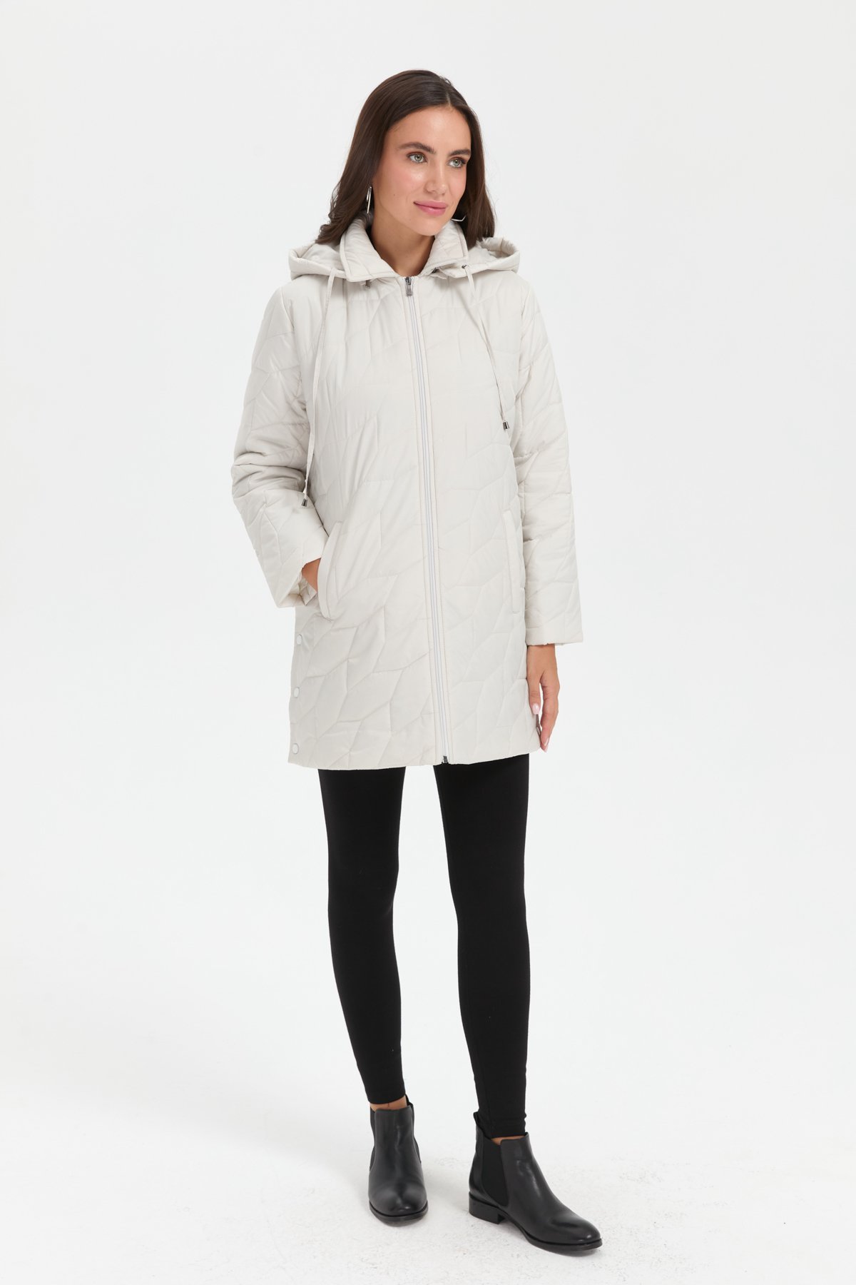 24419Kadın Polo Yaka Yanları Çıtçıtlı Yaprak Desenli Araboy Kapitone Kaban Ekru