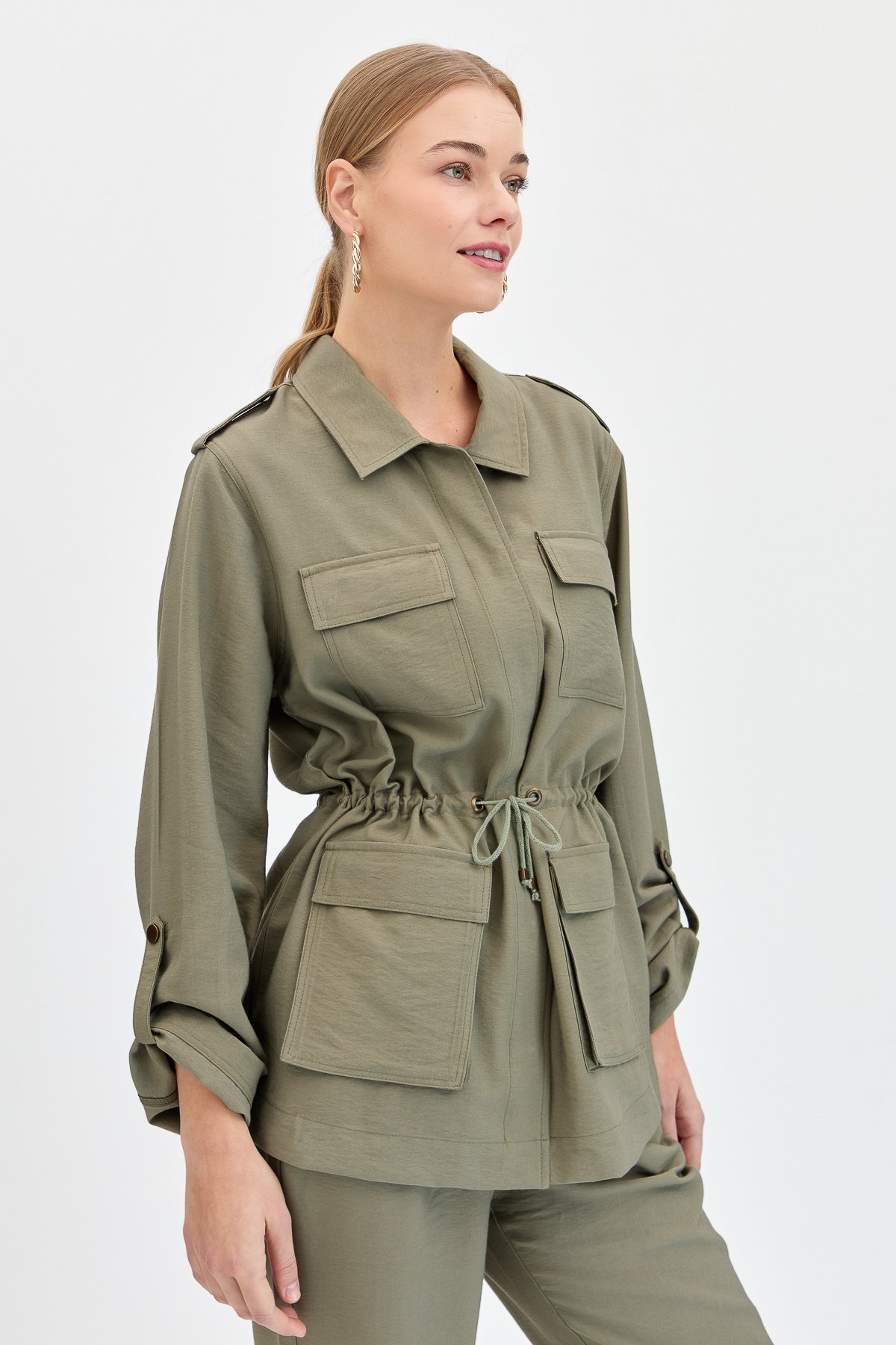 KMY24079Kadın Safari Model Keten Ceket Haki