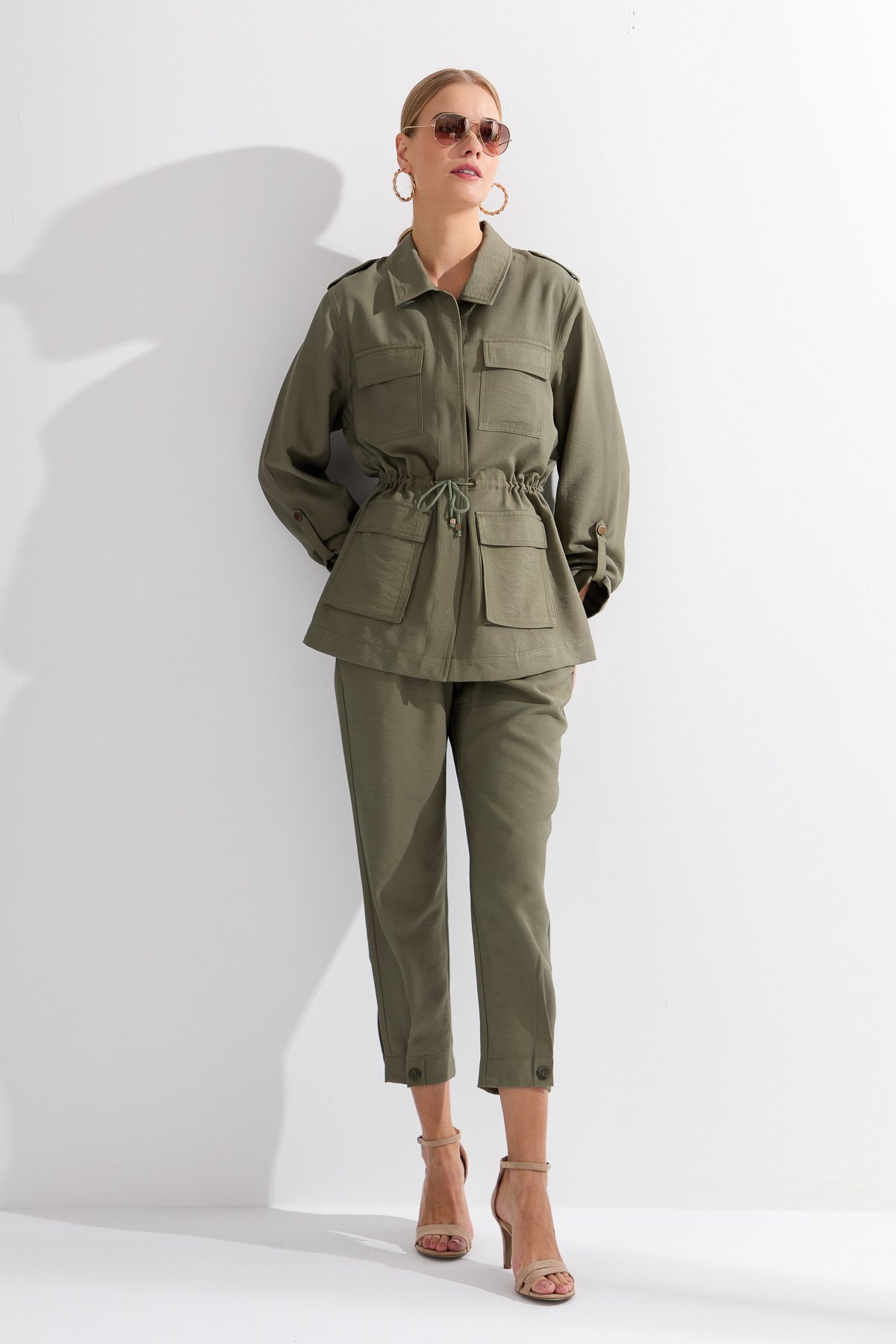 KMY24079Kadın Safari Model Keten Ceket Haki