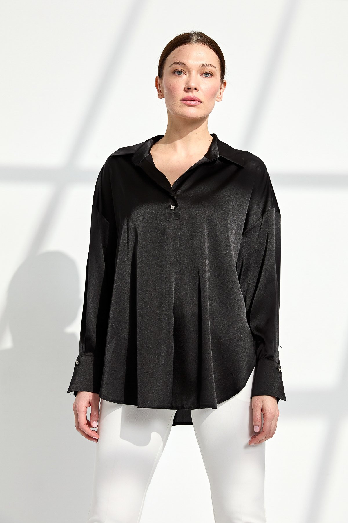 23710Kadın Saten Patlı Bluz Siyah