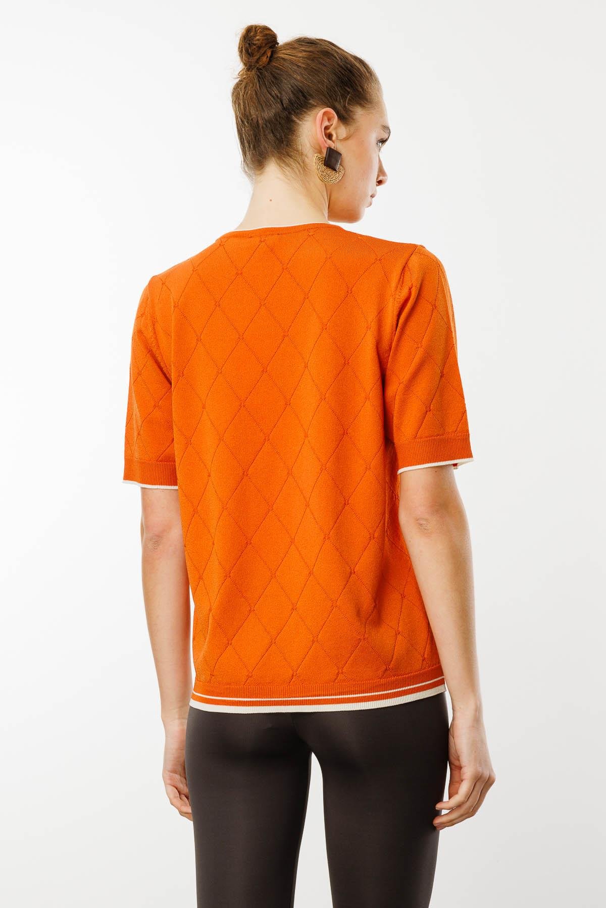 25356Kadın Sıfır Yaka Baklava Desenli T-shirt Oranj