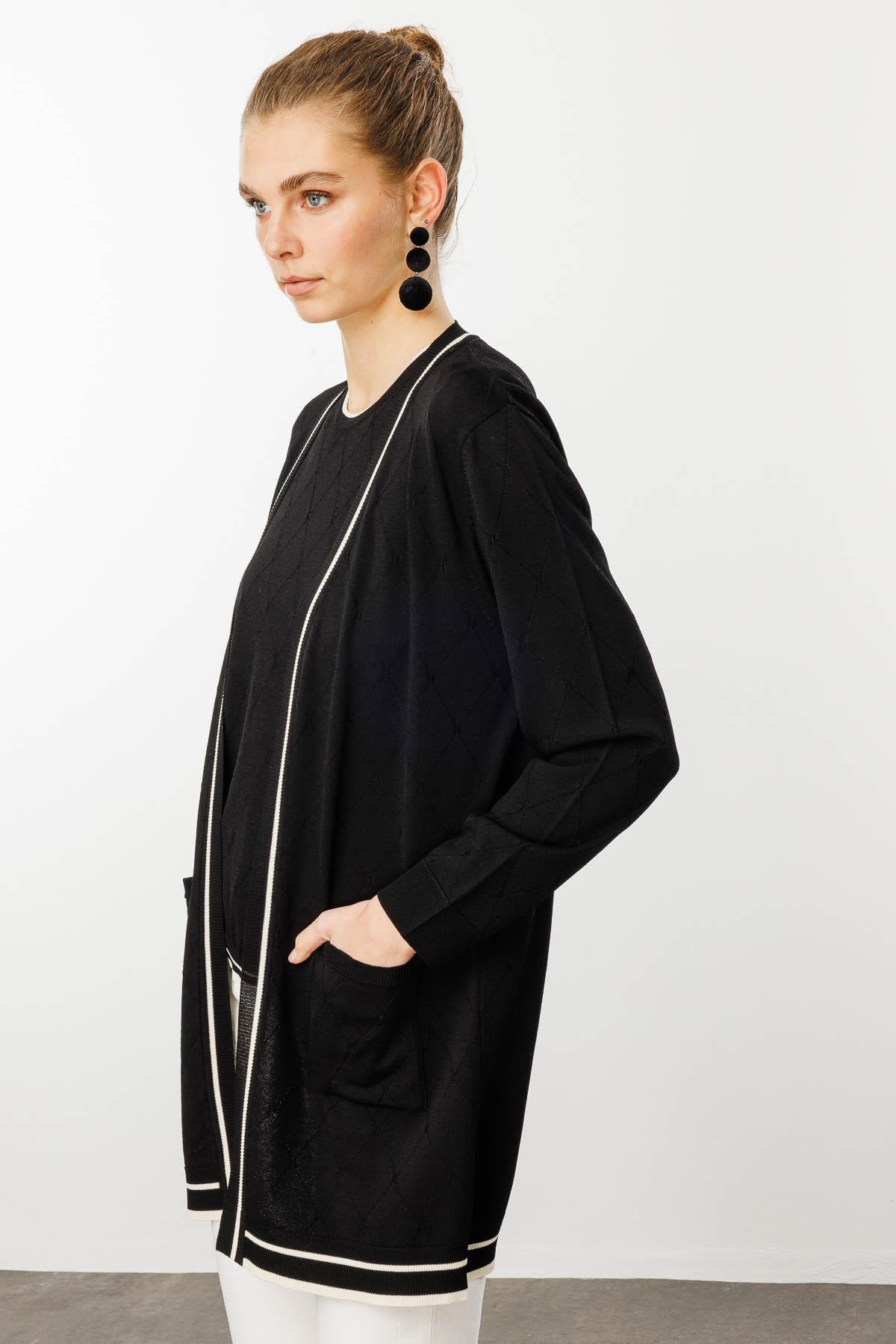 25357Kadın Sıfır Yaka Baklava Desenli Yazlık Hırka Siyah